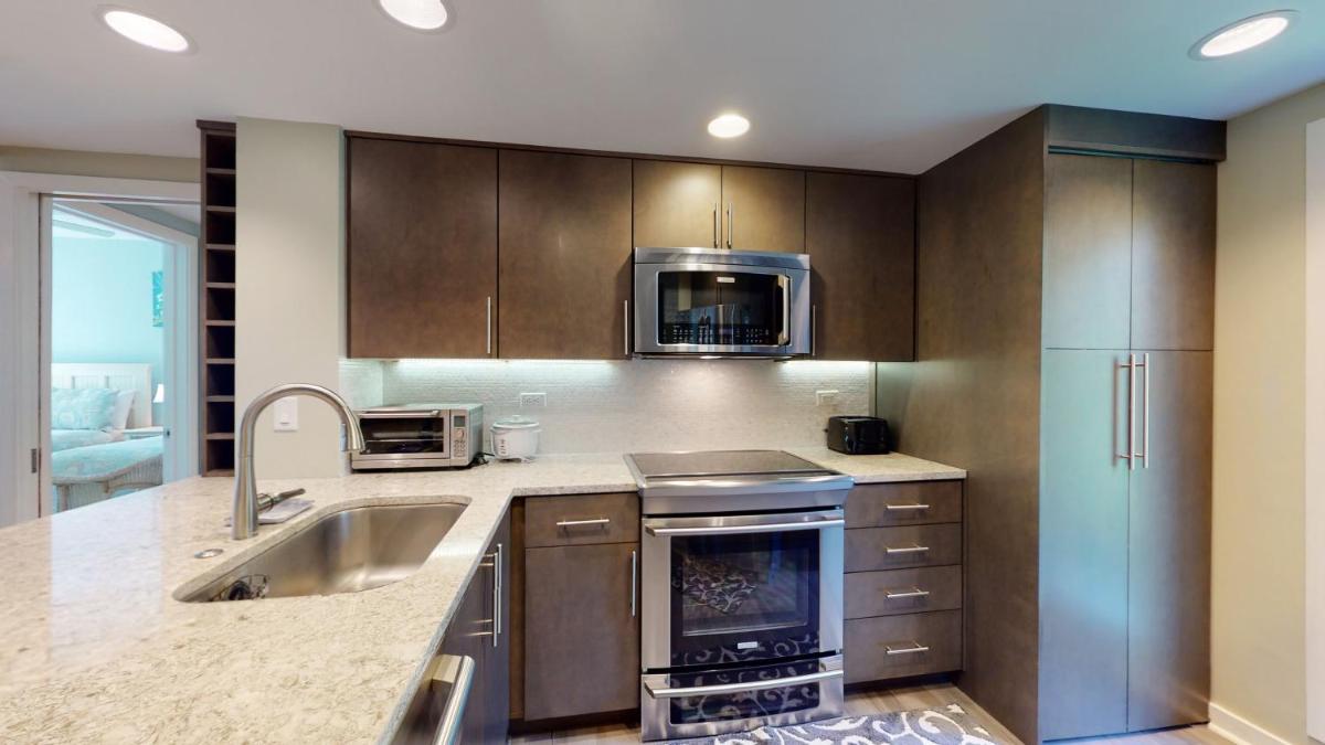 408 Barrington Arms view 5
