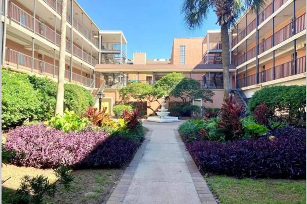 Hotel Nautical Nights! - Image 1