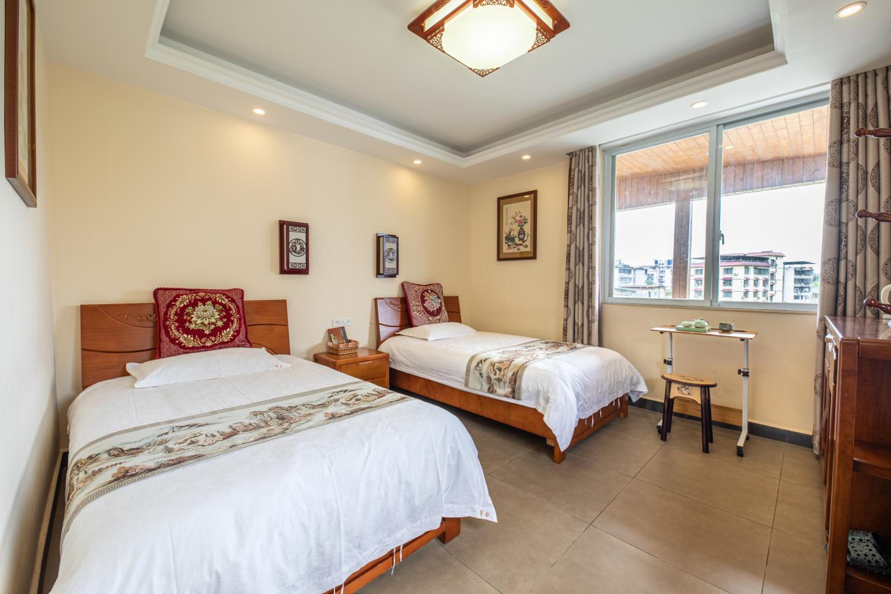 Junshe Boutique Guest House-Complementary pick up servie for a 3-night stay in a deluxe room