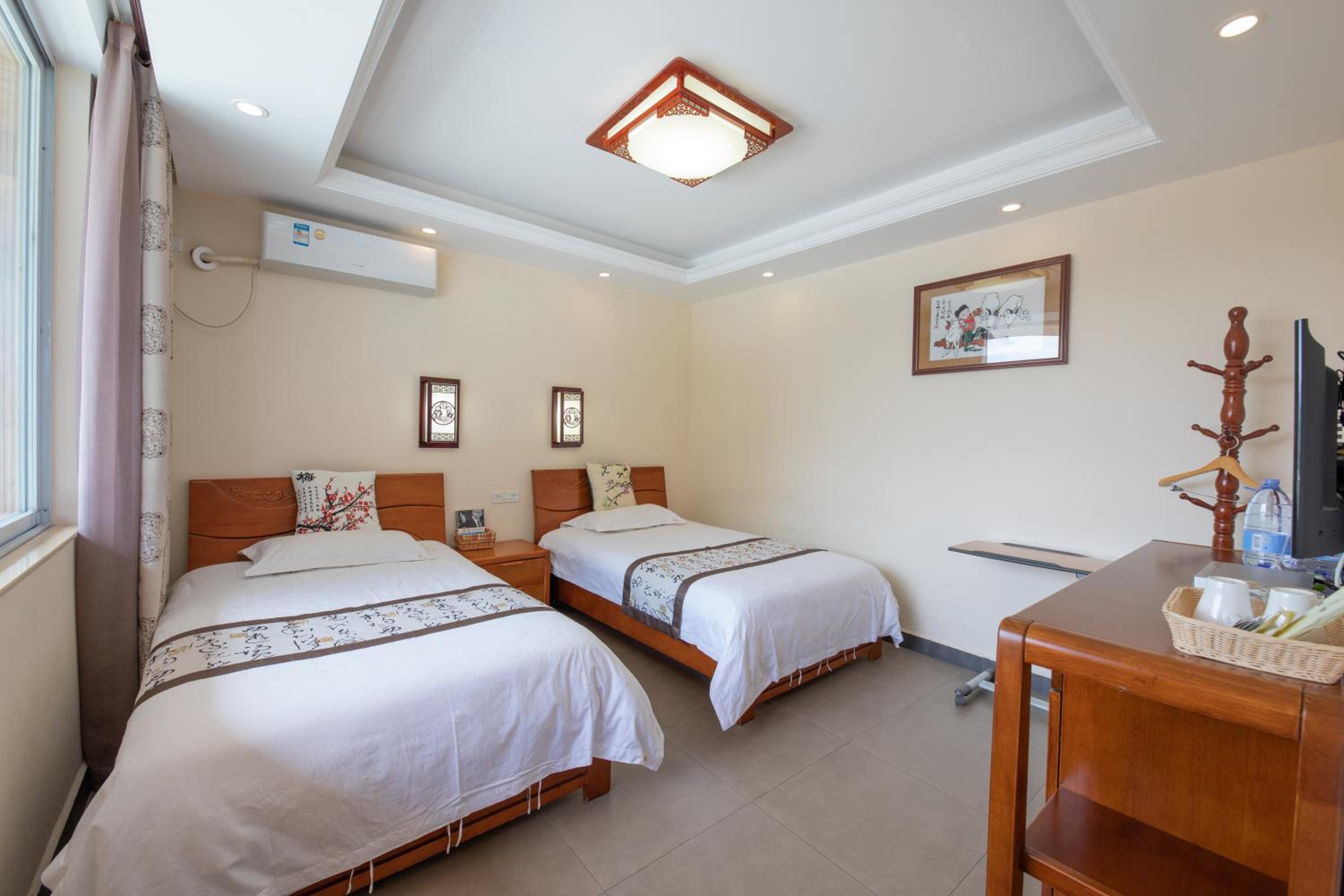 Junshe Boutique Guest House-Complementary pick up servie for a 3-night stay in a deluxe room