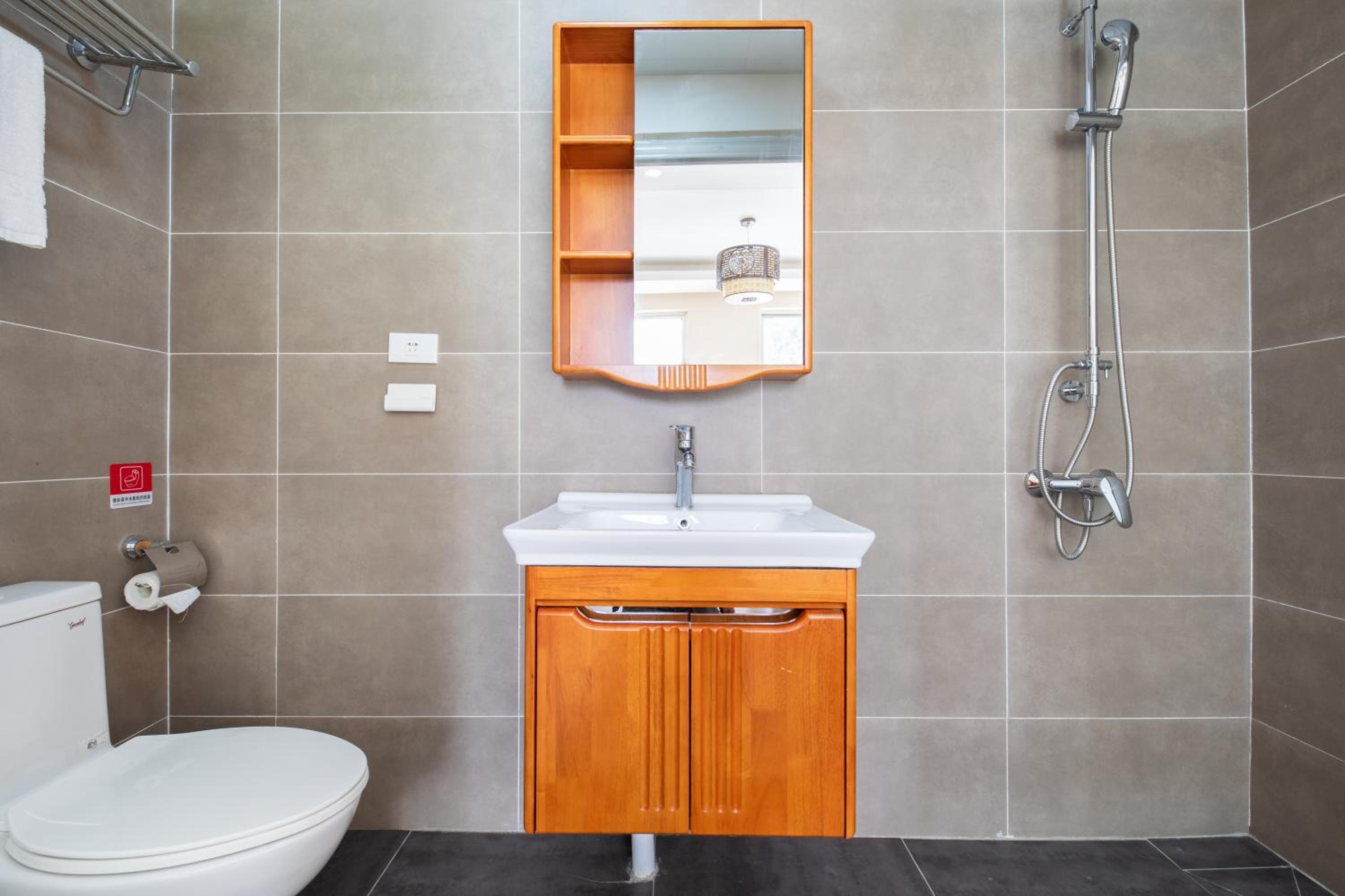 Junshe Boutique Guest House-Complementary pick up servie for a 3-night stay in a deluxe room