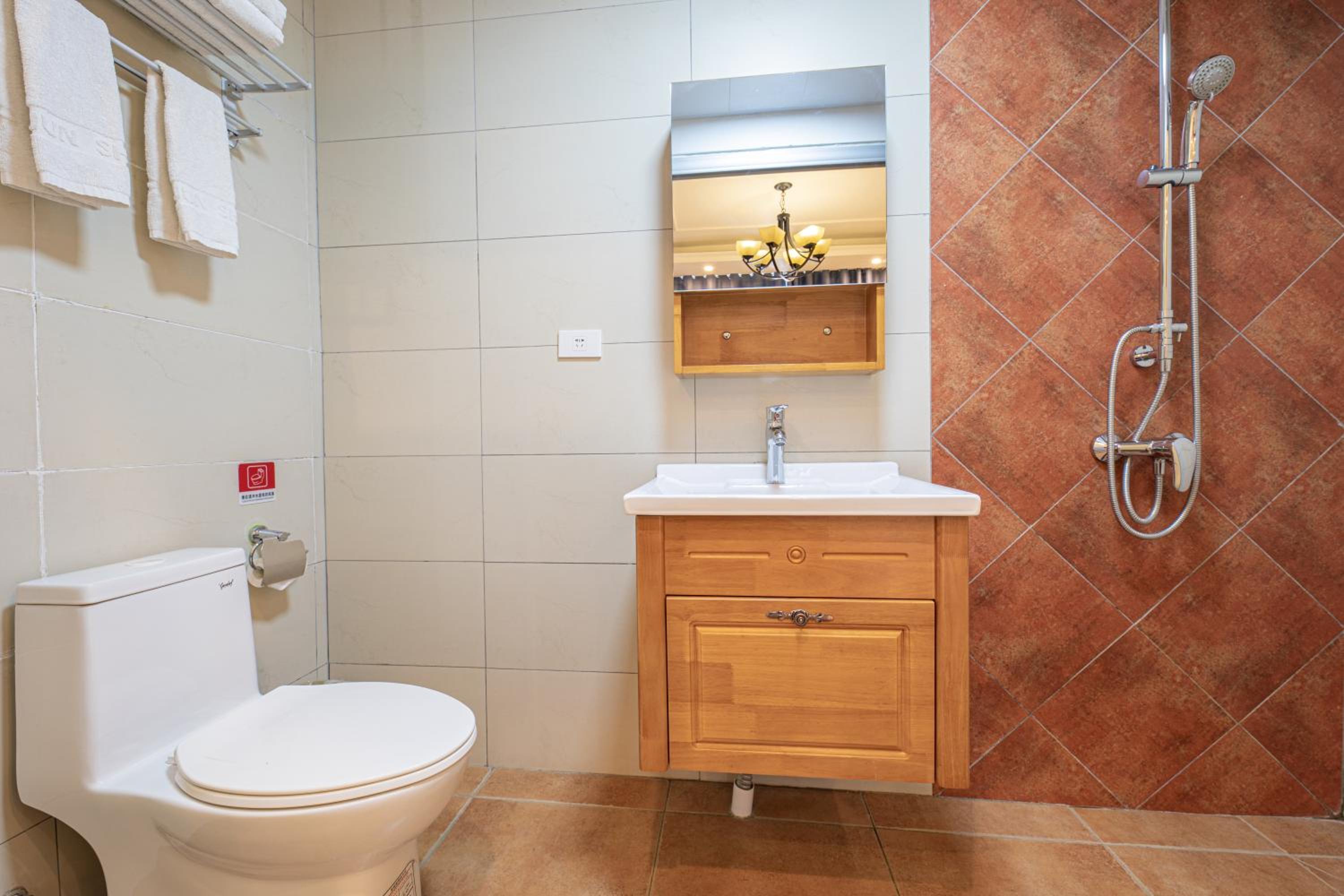 Junshe Boutique Guest House-Complementary pick up servie for a 3-night stay in a deluxe room