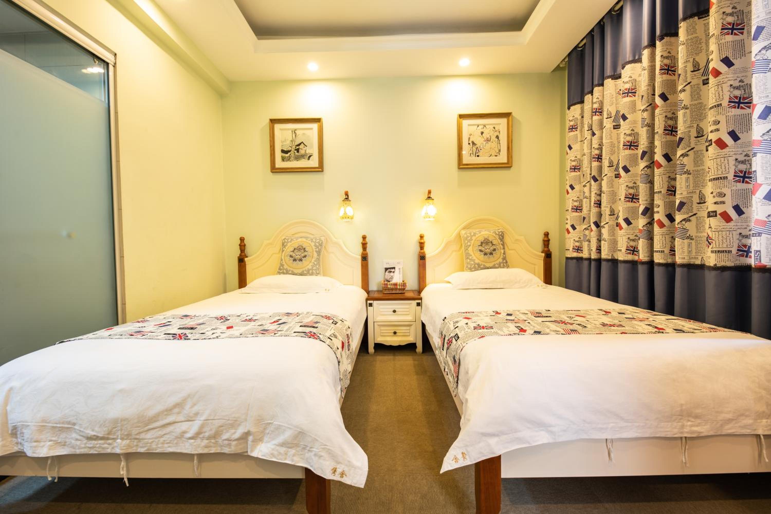 Junshe Boutique Guest House-Complementary pick up servie for a 3-night stay in a deluxe room