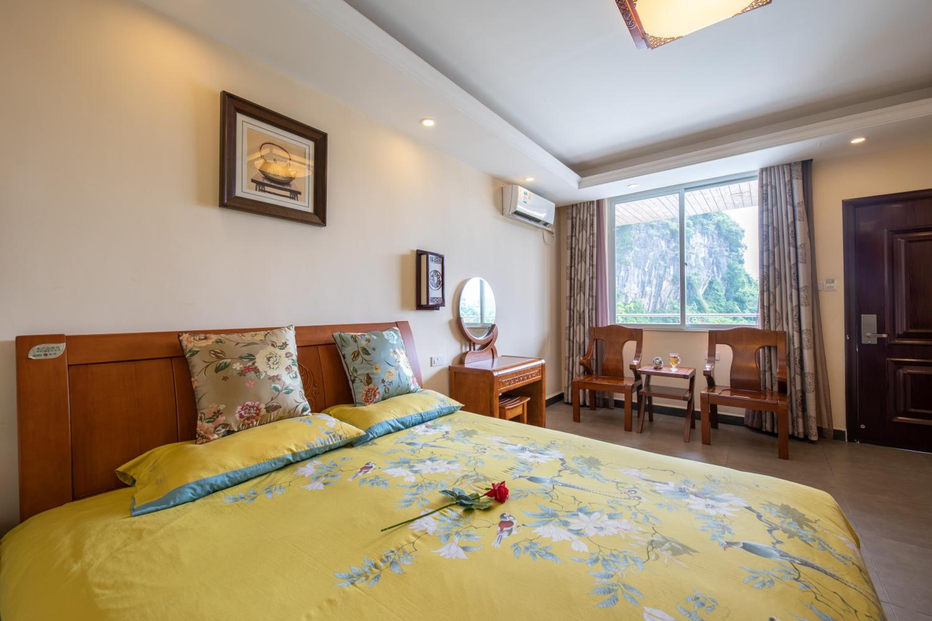 Junshe Boutique Guest House-Complementary pick up servie for a 3-night stay in a deluxe room