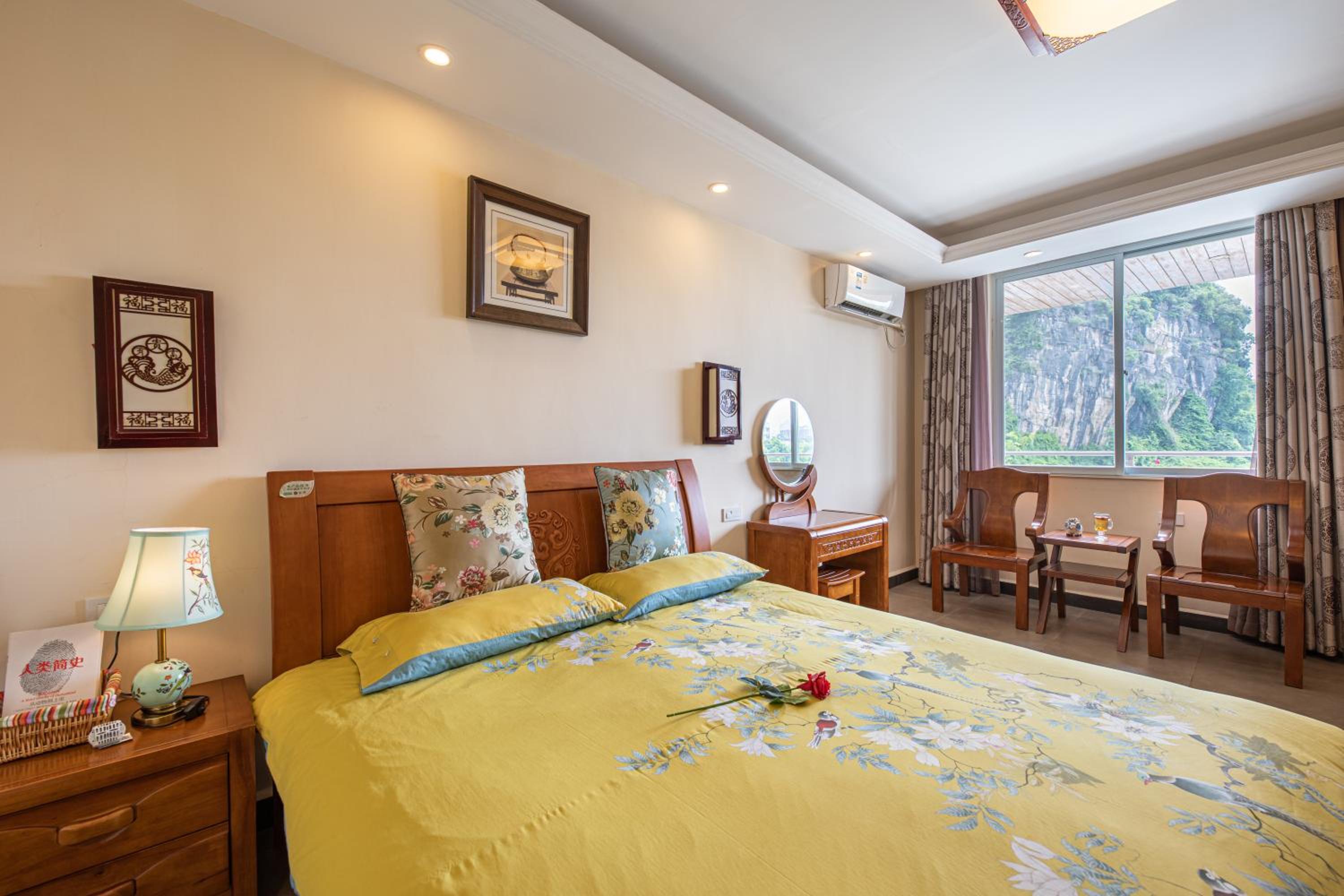 Junshe Boutique Guest House-Complementary pick up servie for a 3-night stay in a deluxe room