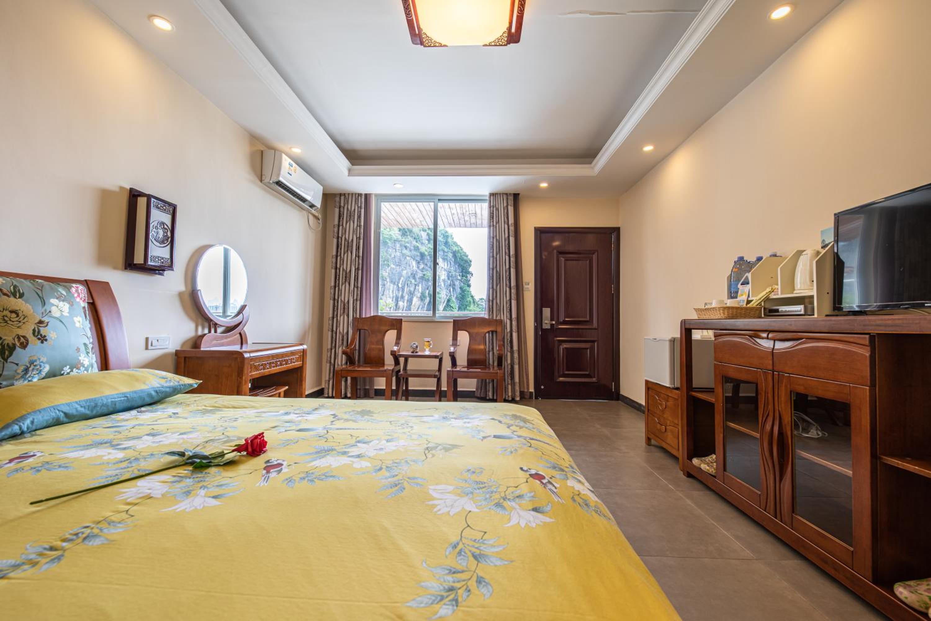 Junshe Boutique Guest House-Complementary pick up servie for a 3-night stay in a deluxe room
