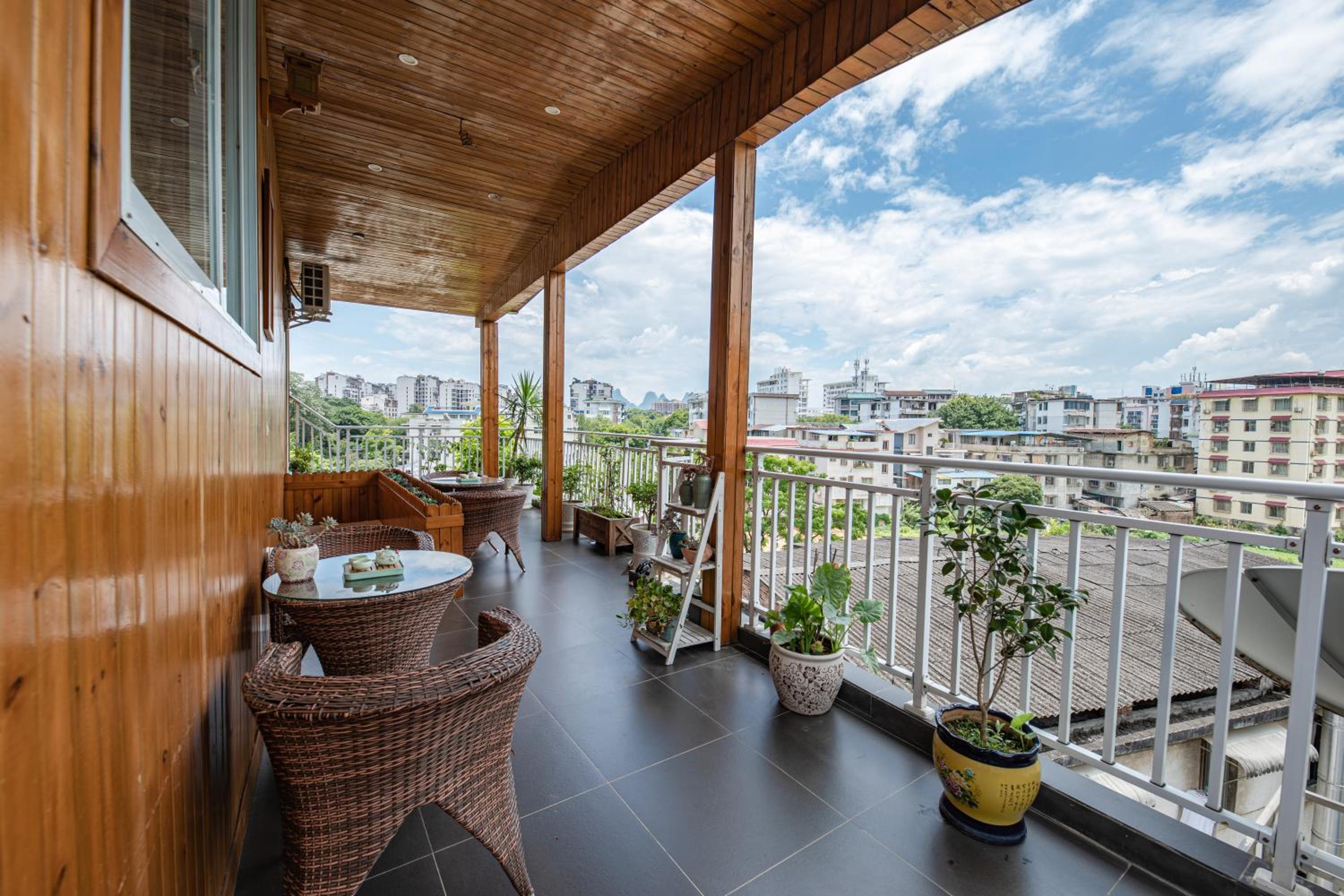 Junshe Boutique Guest House-Complementary pick up servie for a 3-night stay in a deluxe room