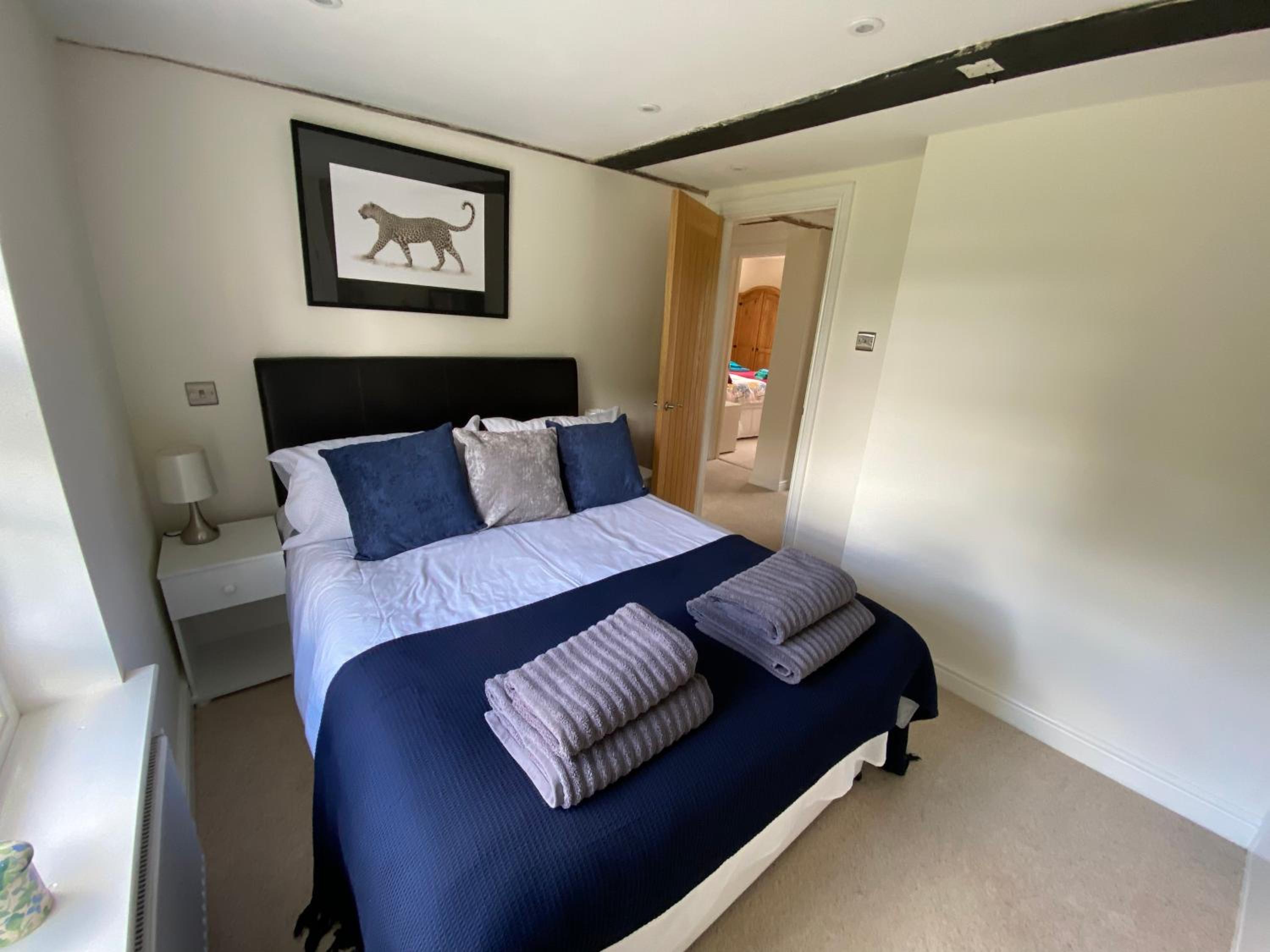 Amazing cottage right in the heart of Ewhurst Green, overlooking Bodiam Castle view 5