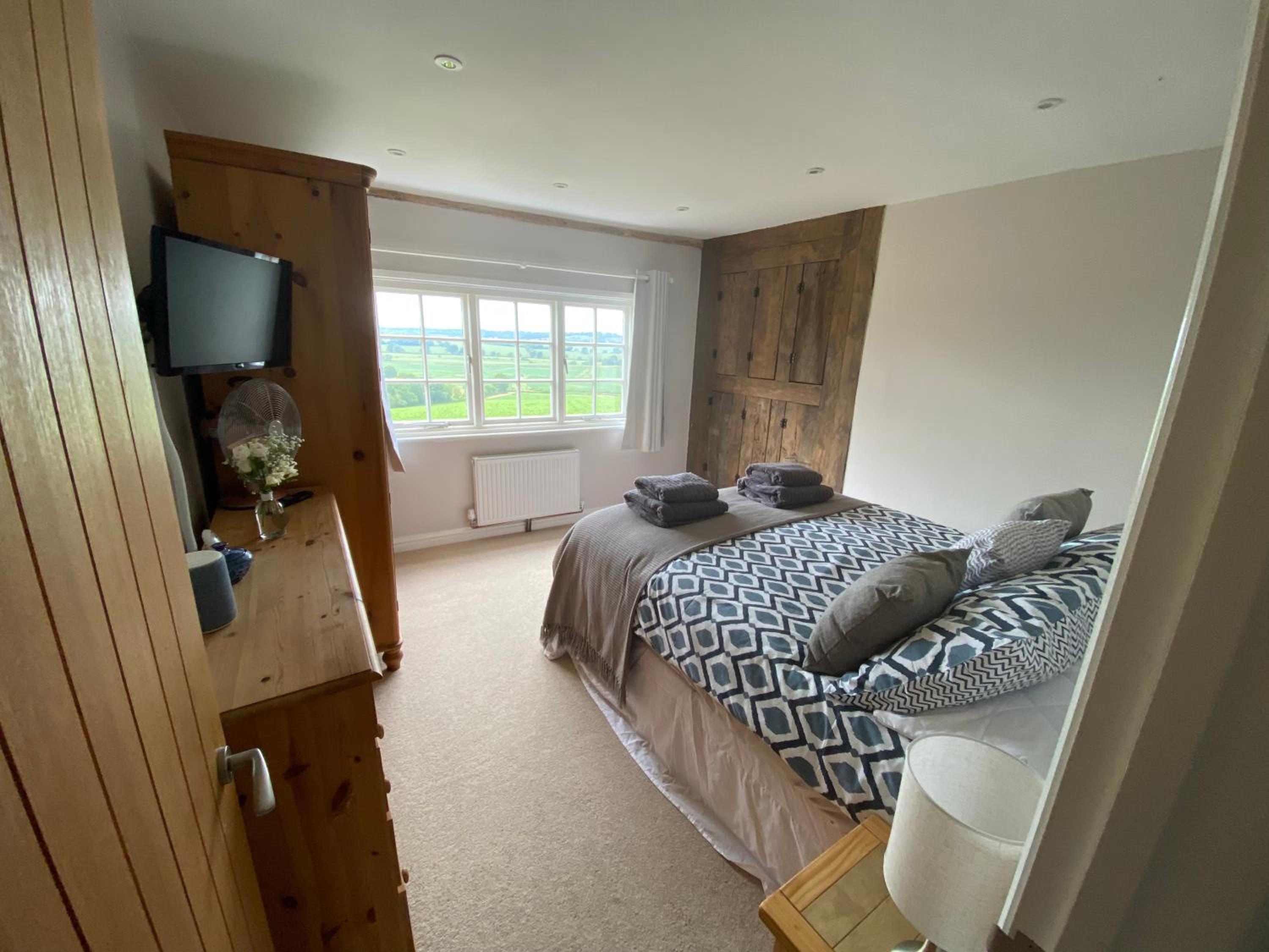 Amazing cottage right in the heart of Ewhurst Green, overlooking Bodiam Castle view 4