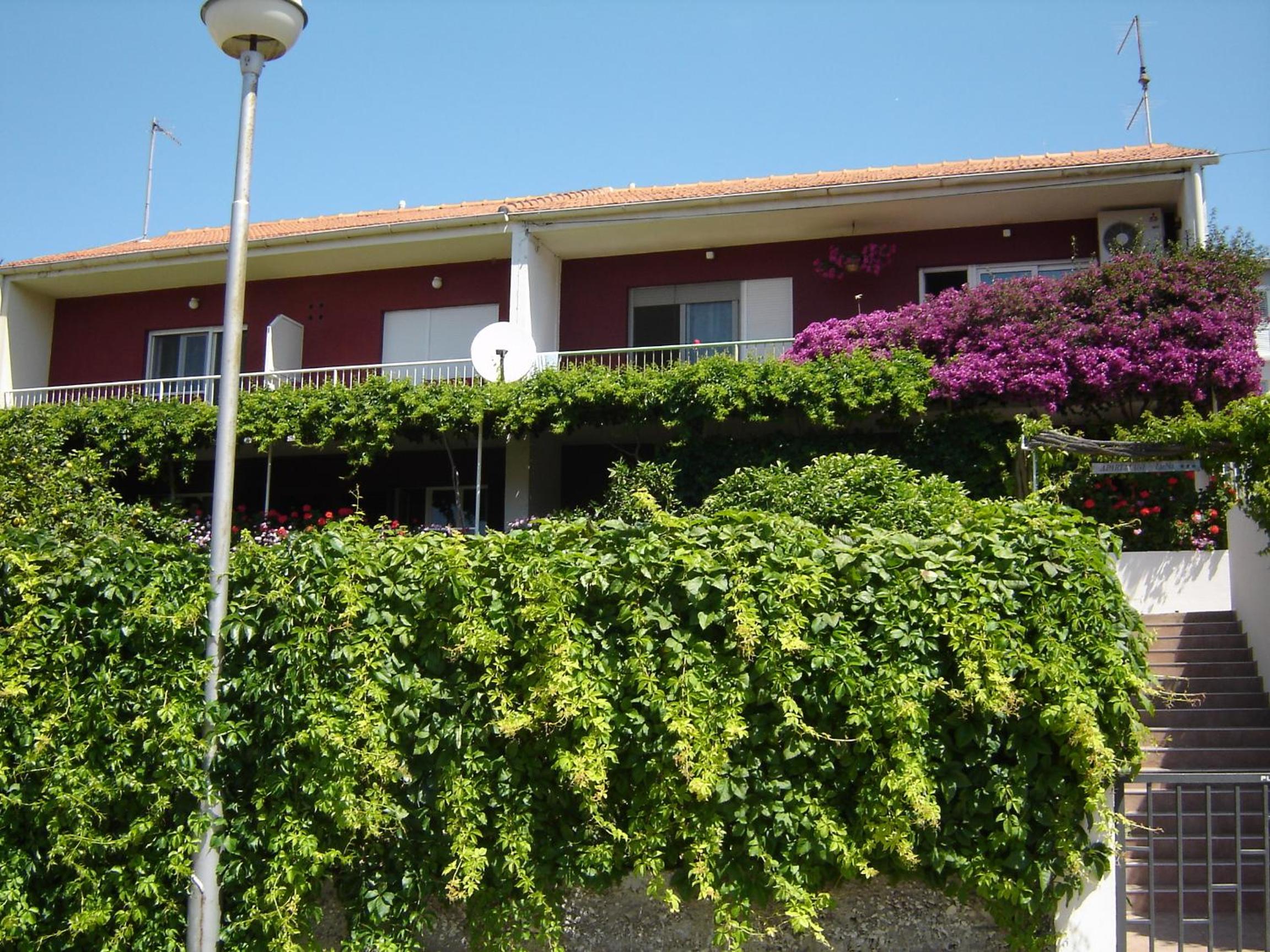 Apartmani LuNa