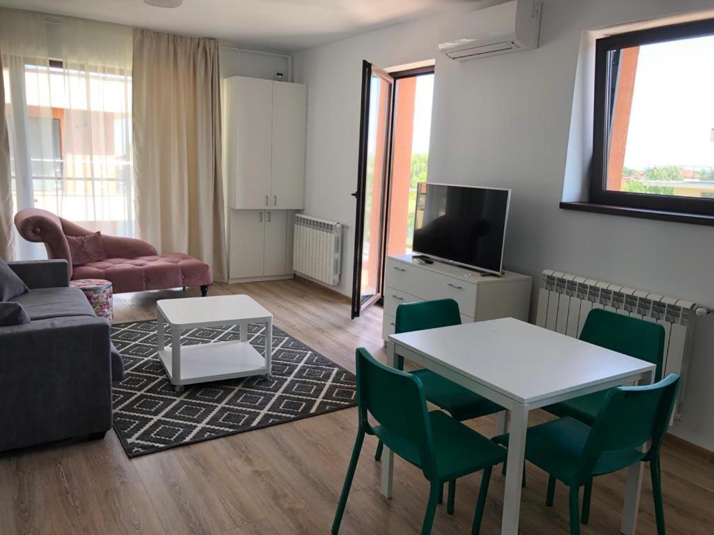 NEST Snagov Lake Apartments - Club Lac Snagov view 4