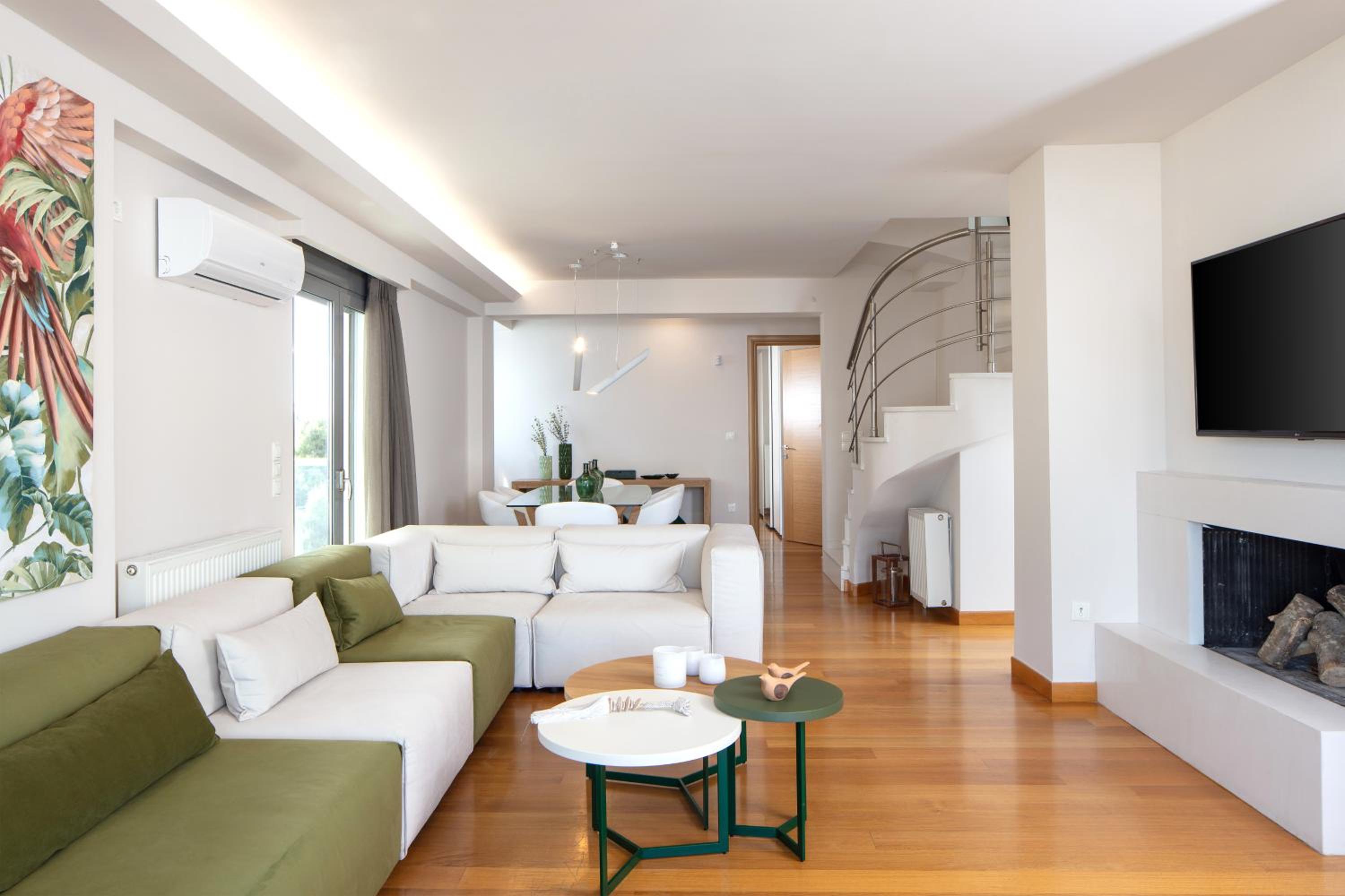 Crystal Green Properties