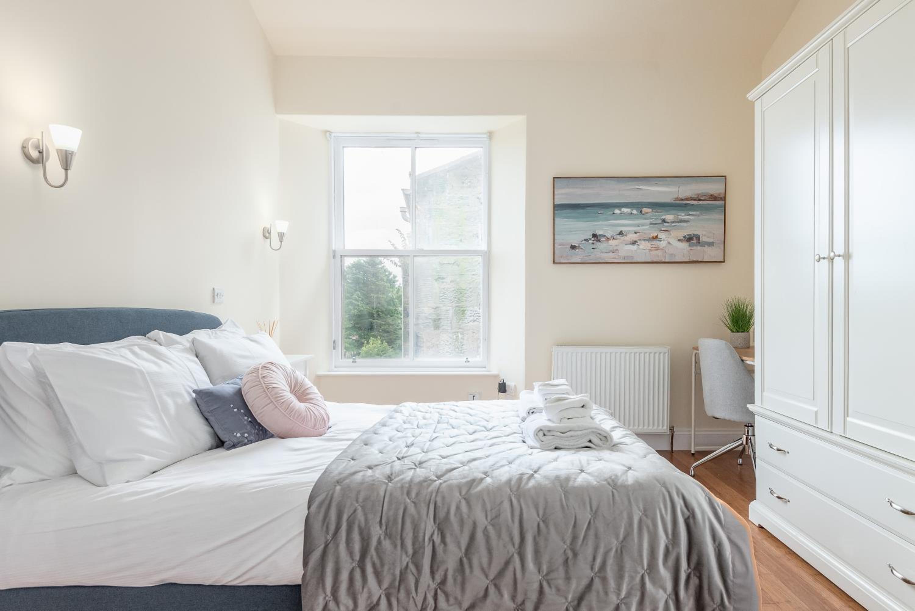 Skye Sands - Alexandra Loft view 3