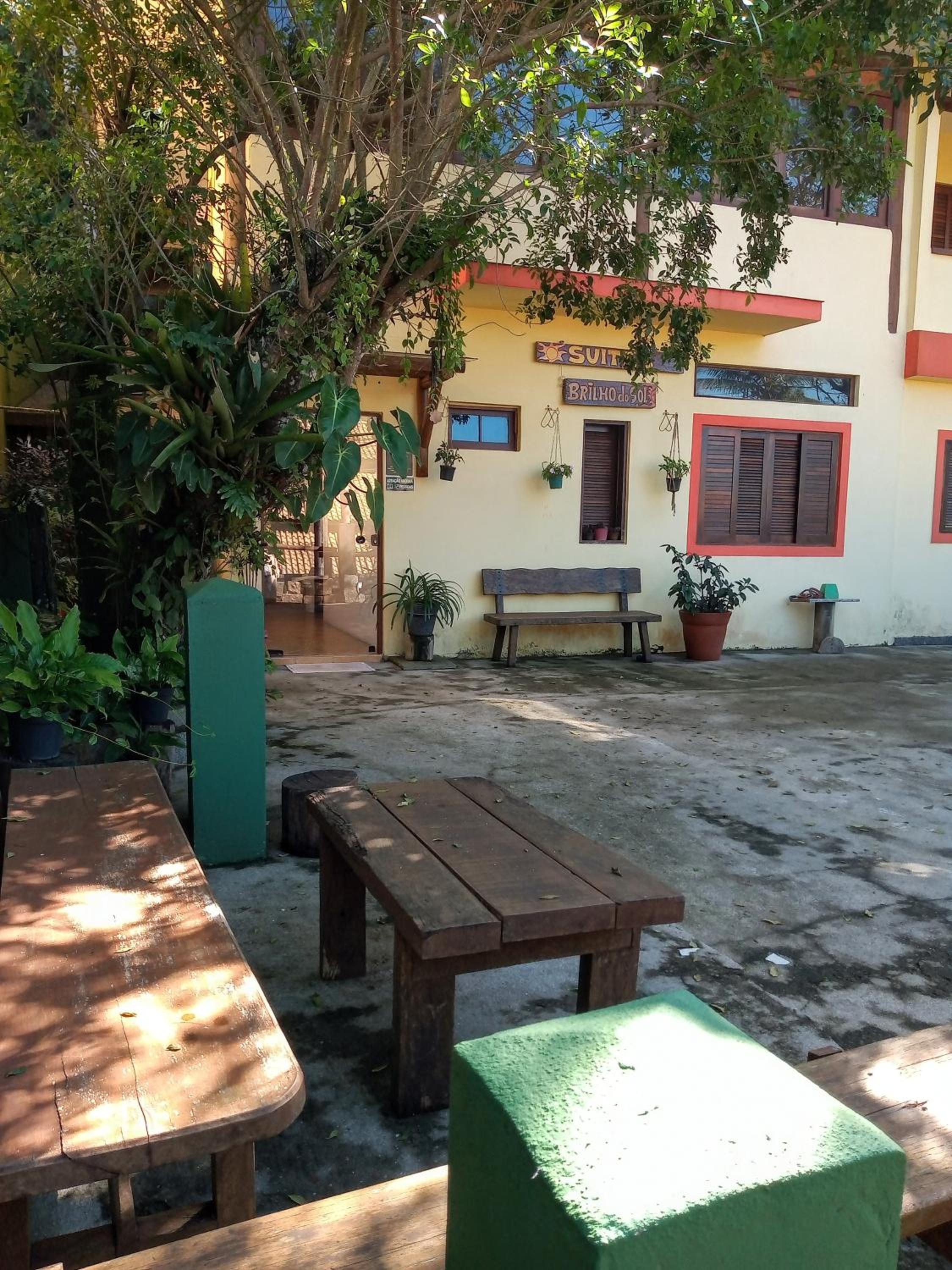 Suites Brilho do Sol