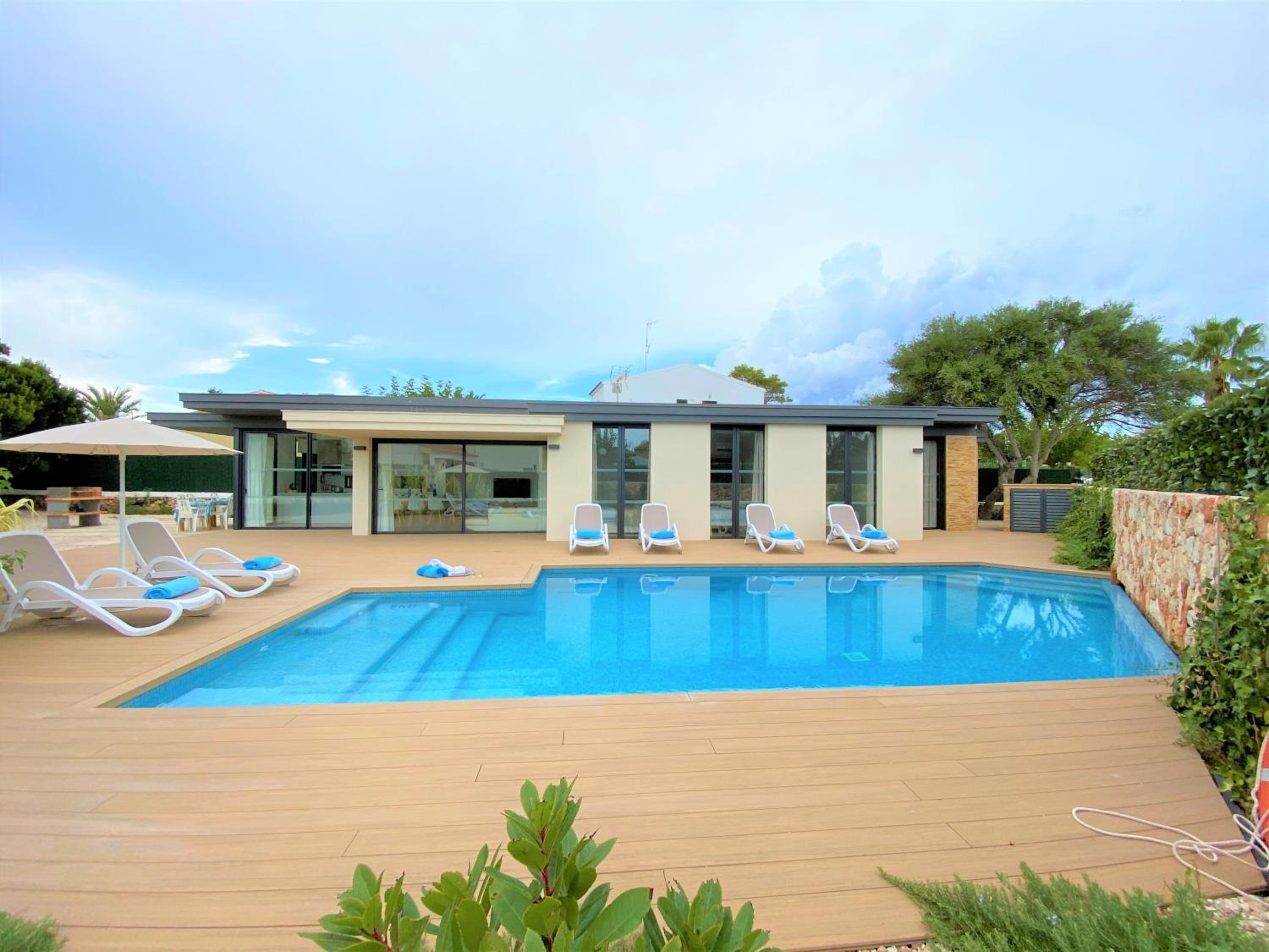 Hotel Villa LUCIA - Image 1