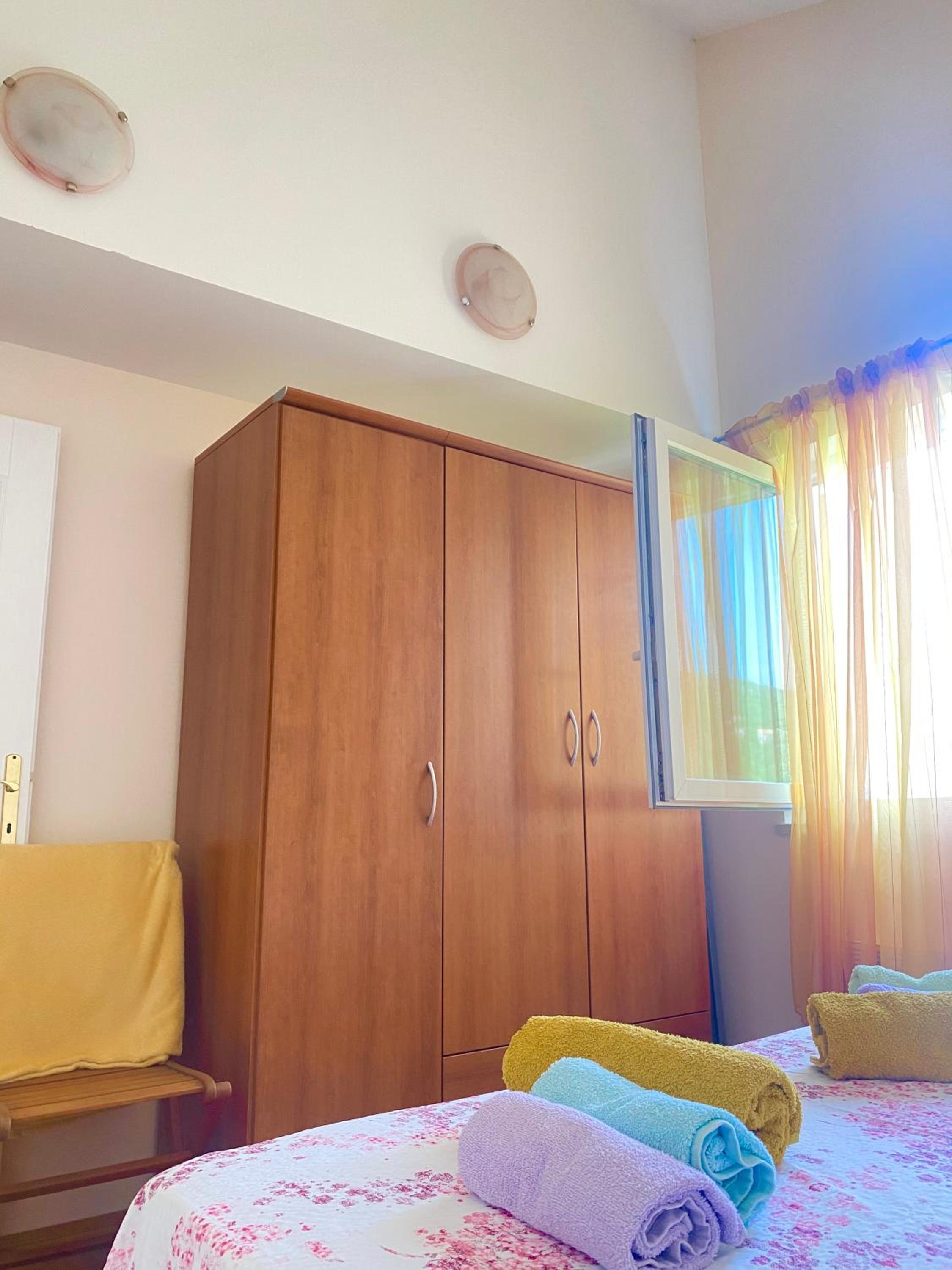 Apartment Prilaz Obali