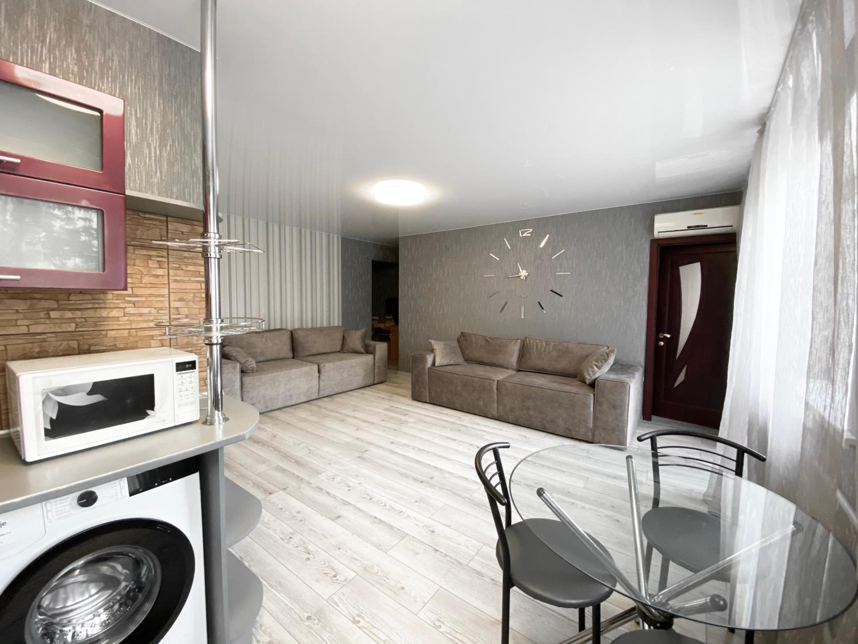 2-bedroom Lux Most City Area Nebereznaya Riv'era view 3
