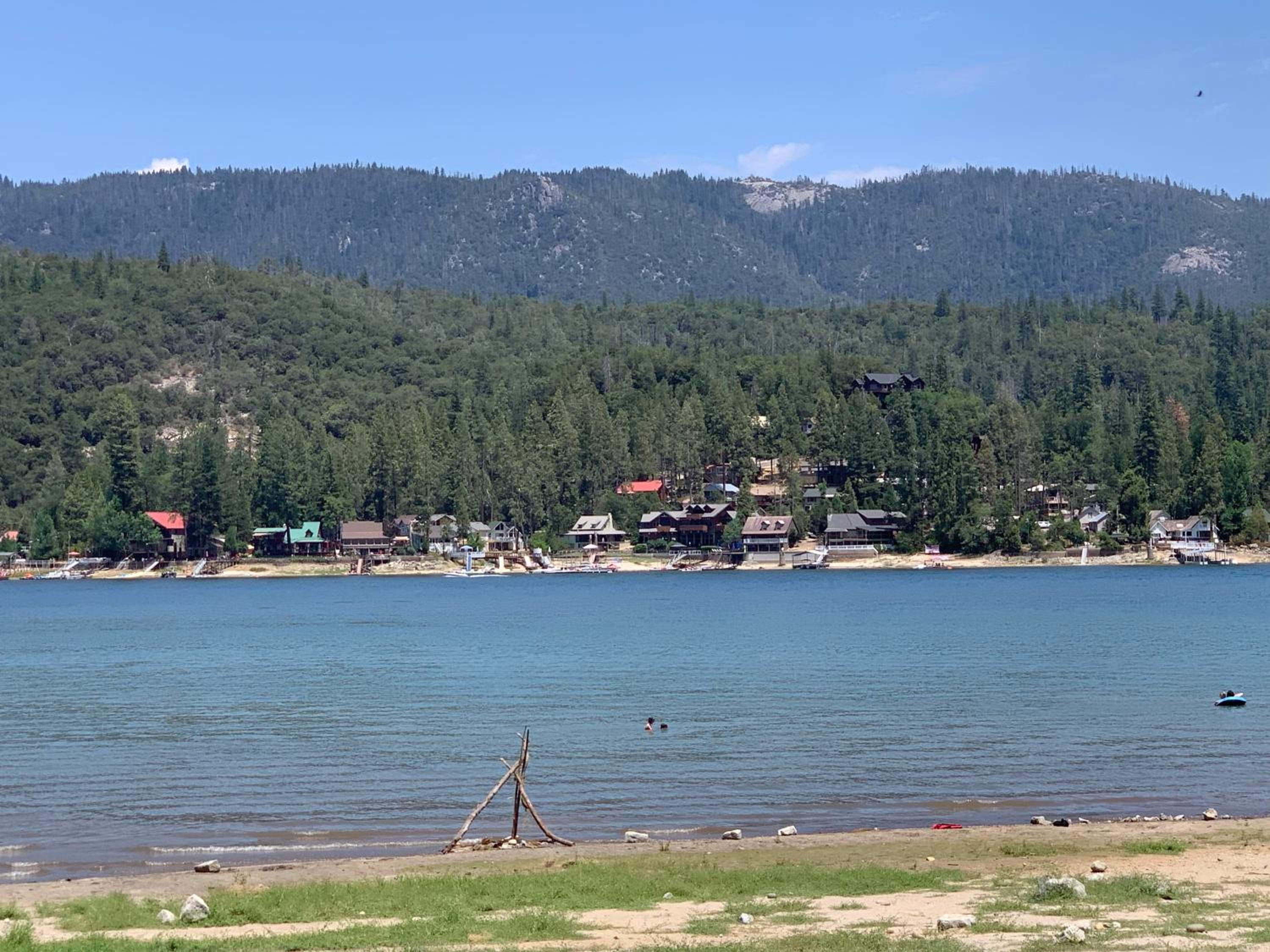 Villa Alta Vista at Yosemite- Stunning Views and Game Room view 4