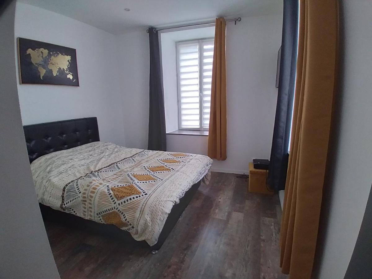 Suite privée indépendant dans ancien pigeonniet view 3