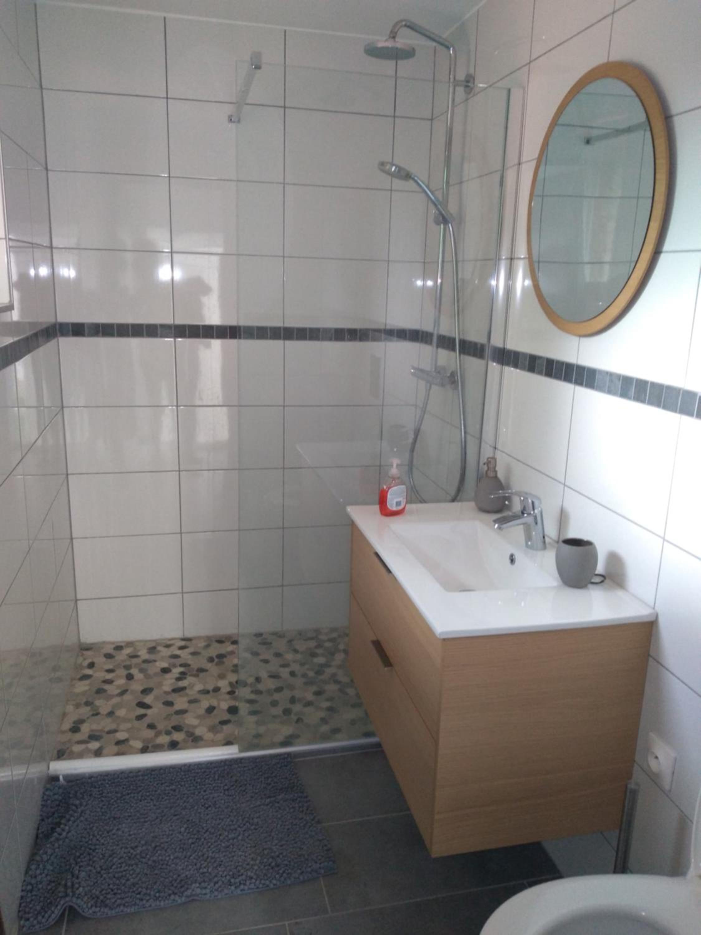 Suite privée indépendant dans ancien pigeonniet view 5