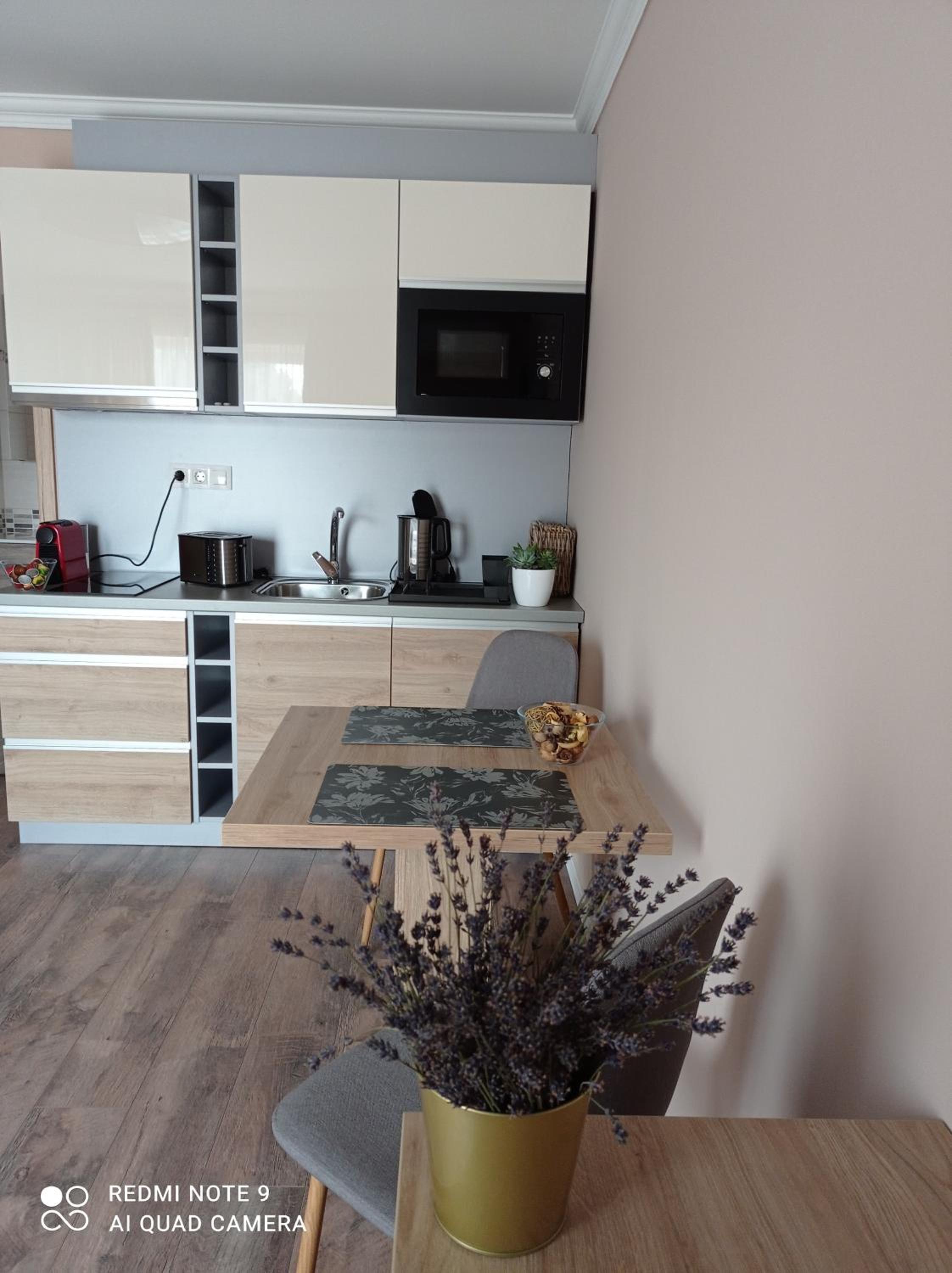 Karos Bianco Apartmanház view 4