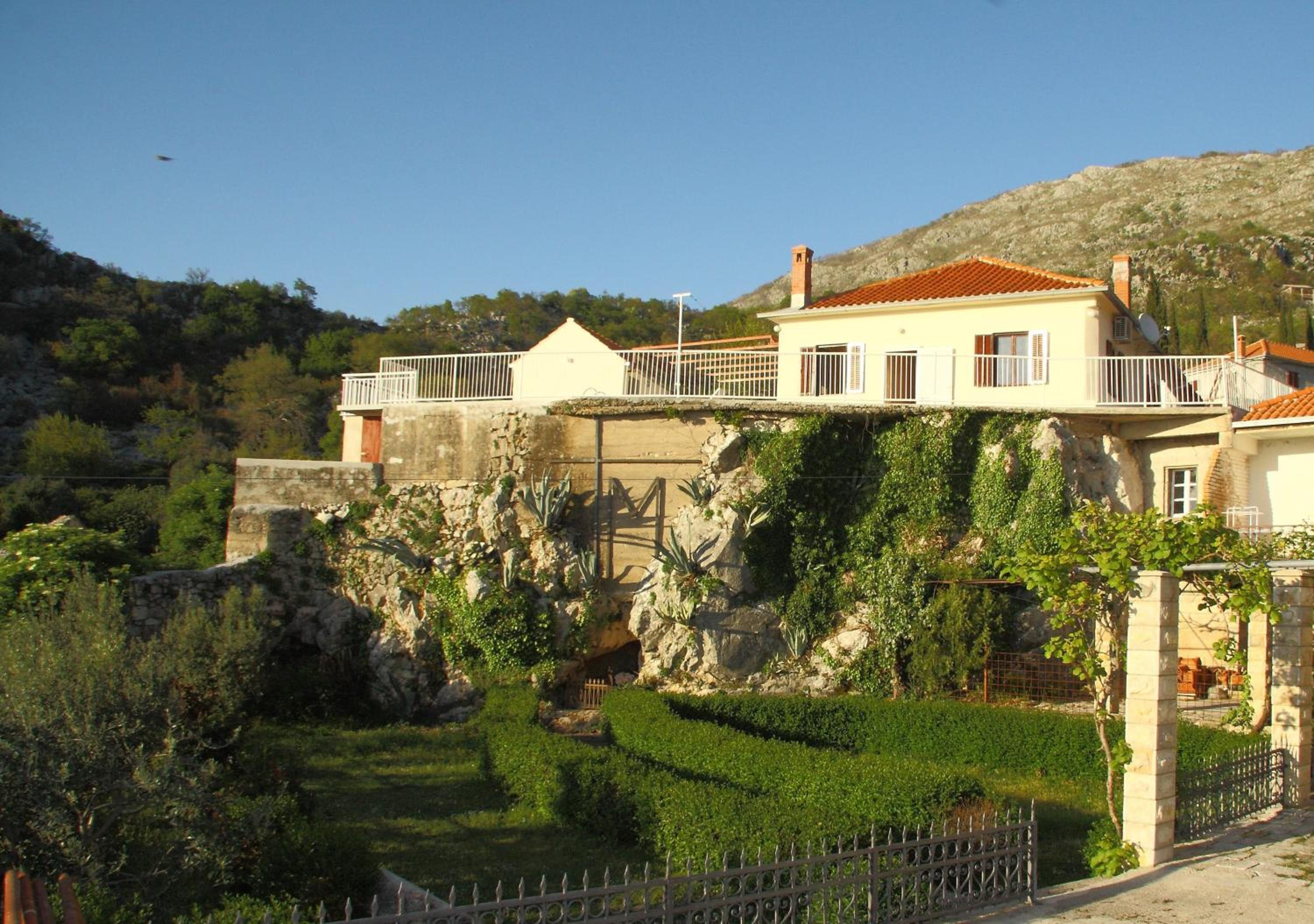 Holiday Home Urlović view 3
