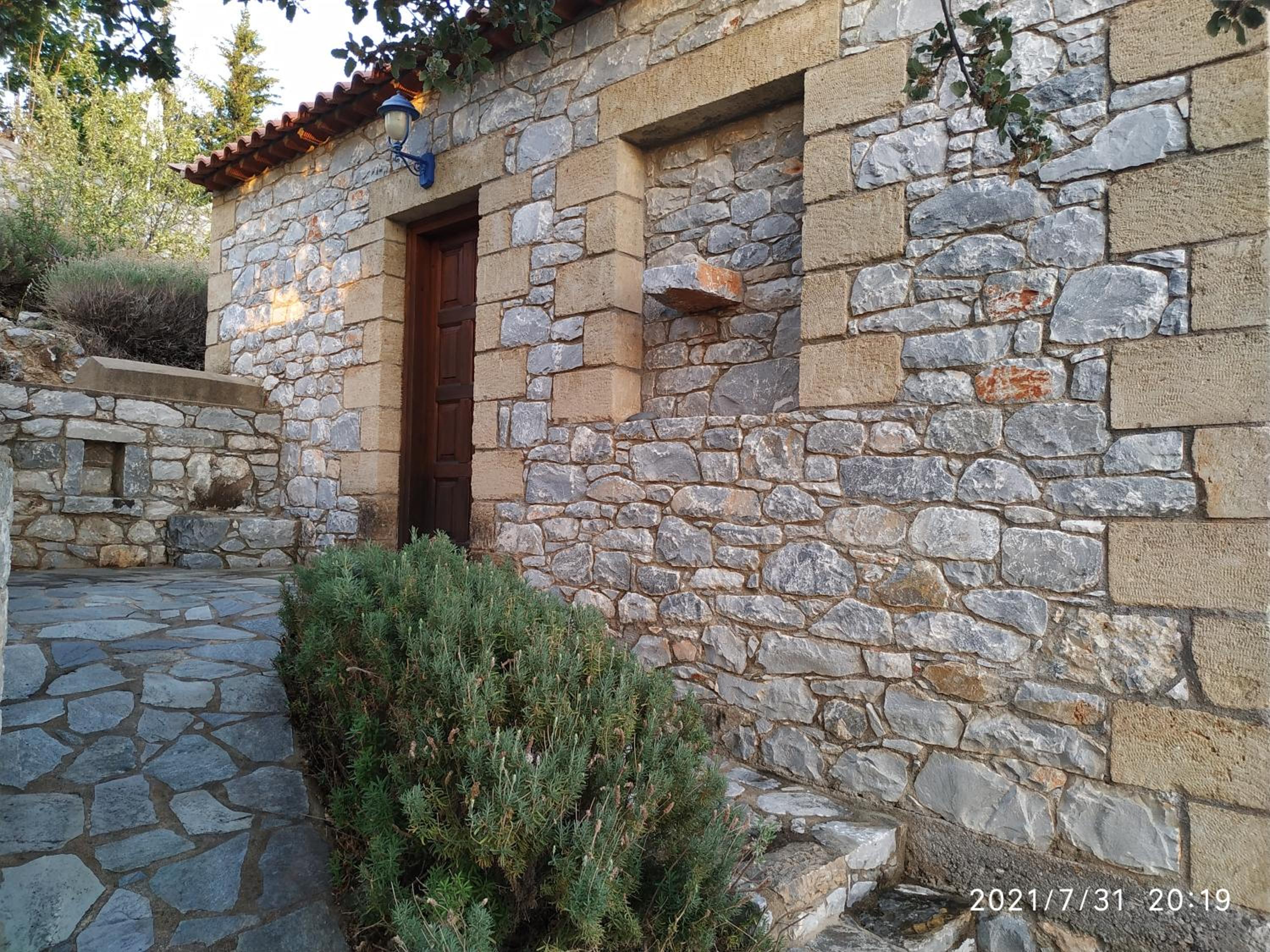 Photo 46