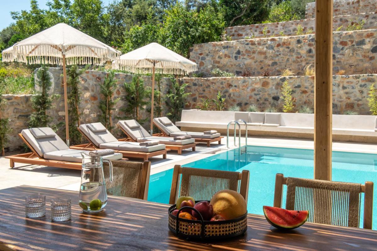 2A Villa photo 2