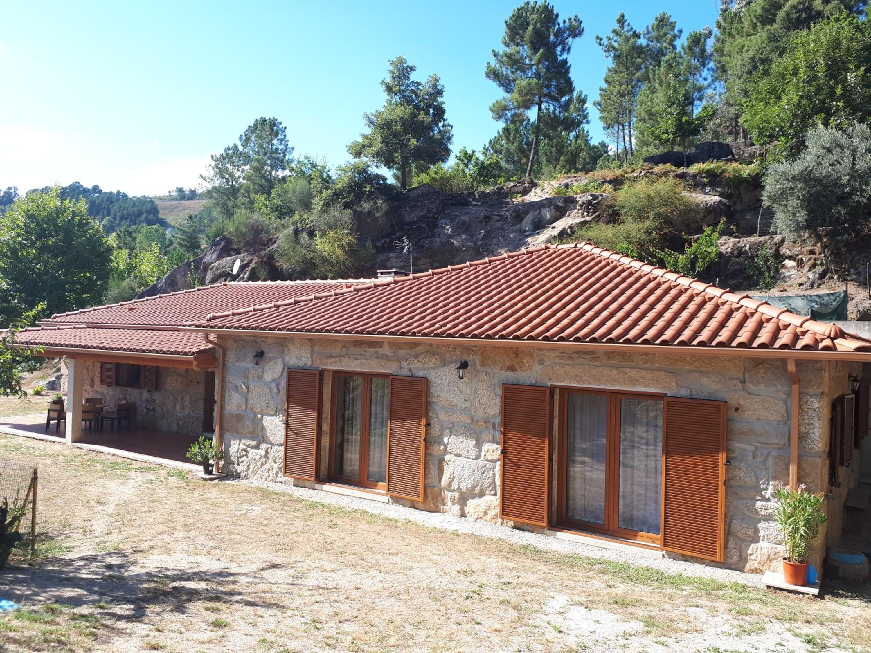 Casa da Fragoeira view 2