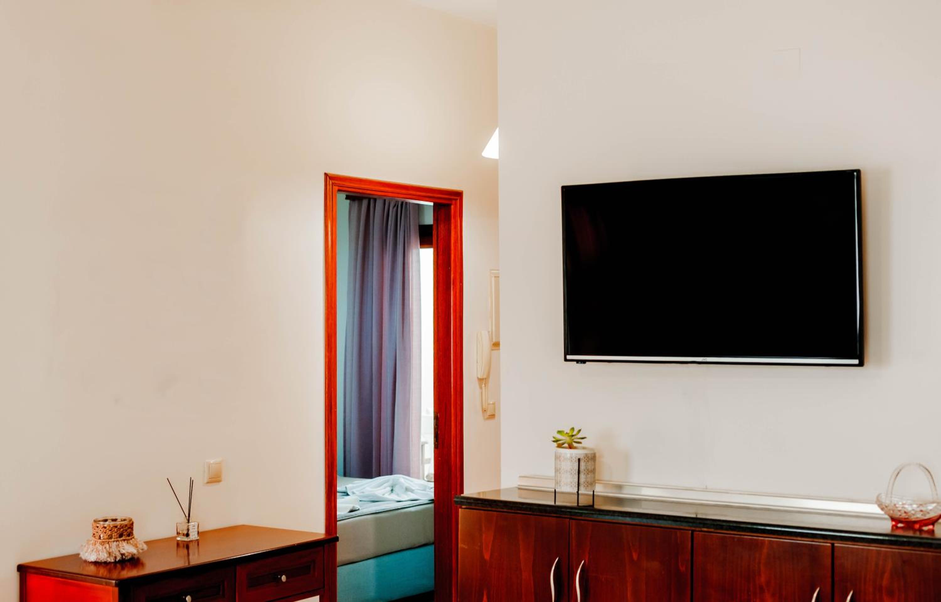 Zorbas Apartments