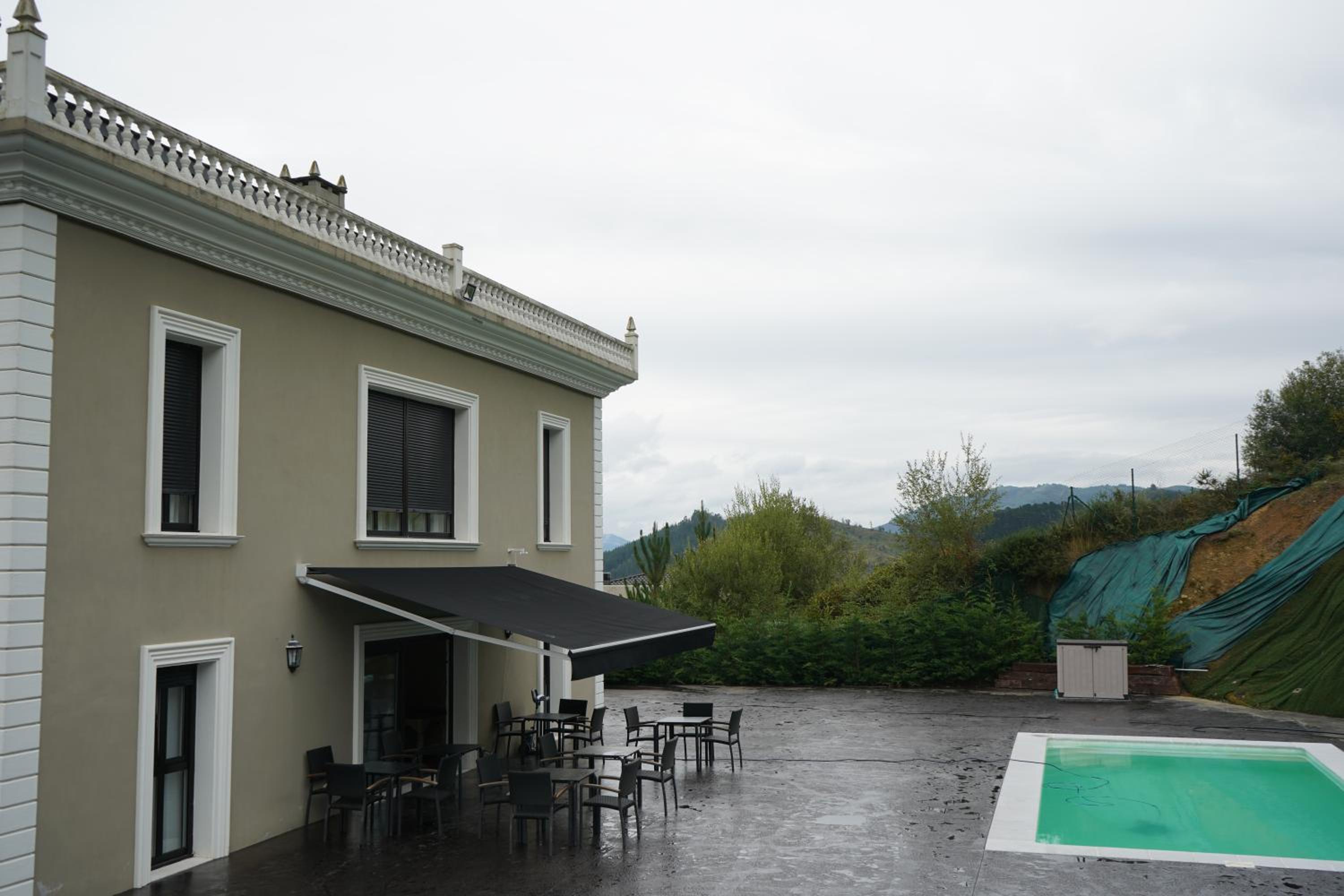 Rural Palace