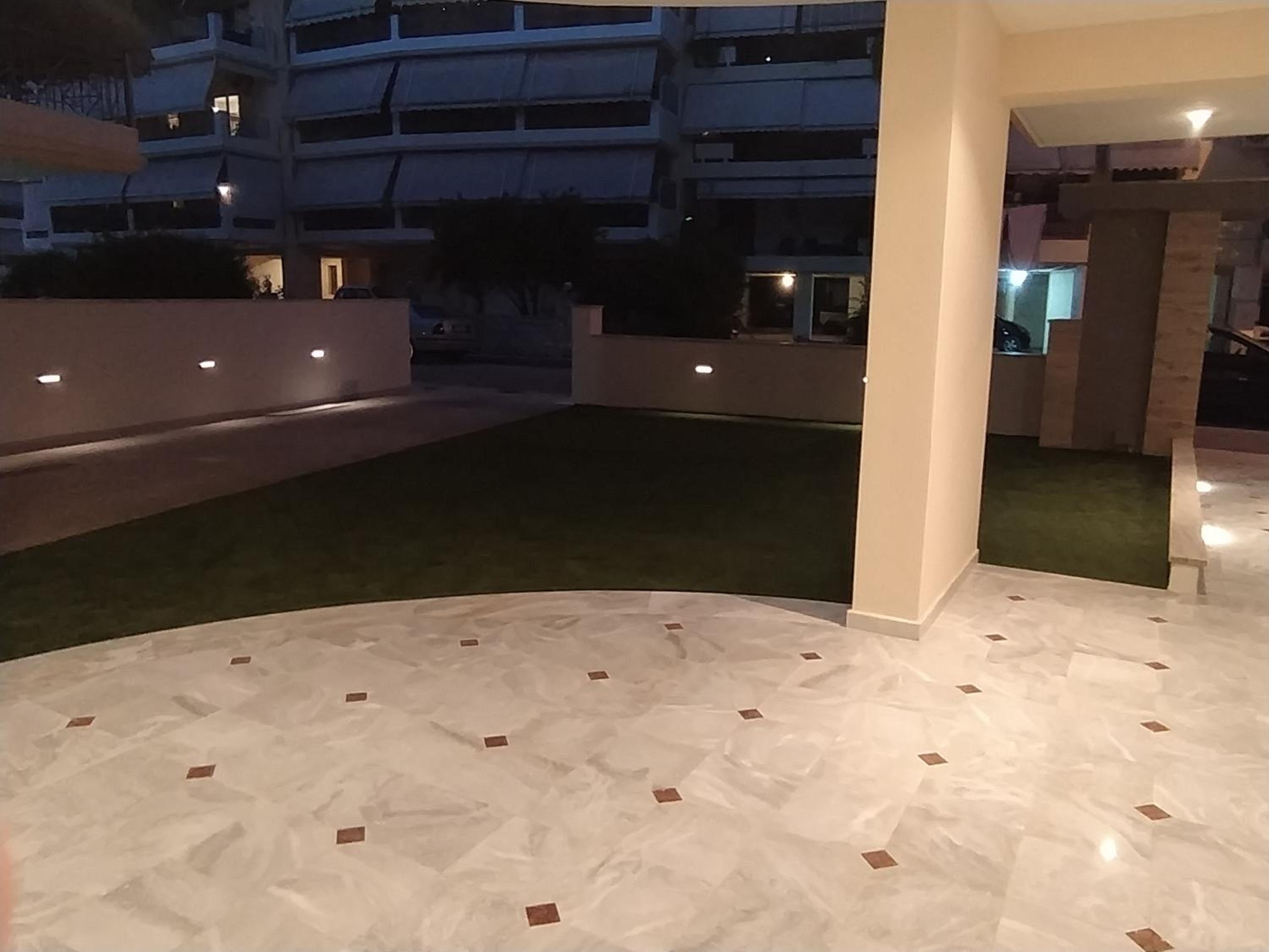 Ioanna's Luxury Two Bedroom Apartment