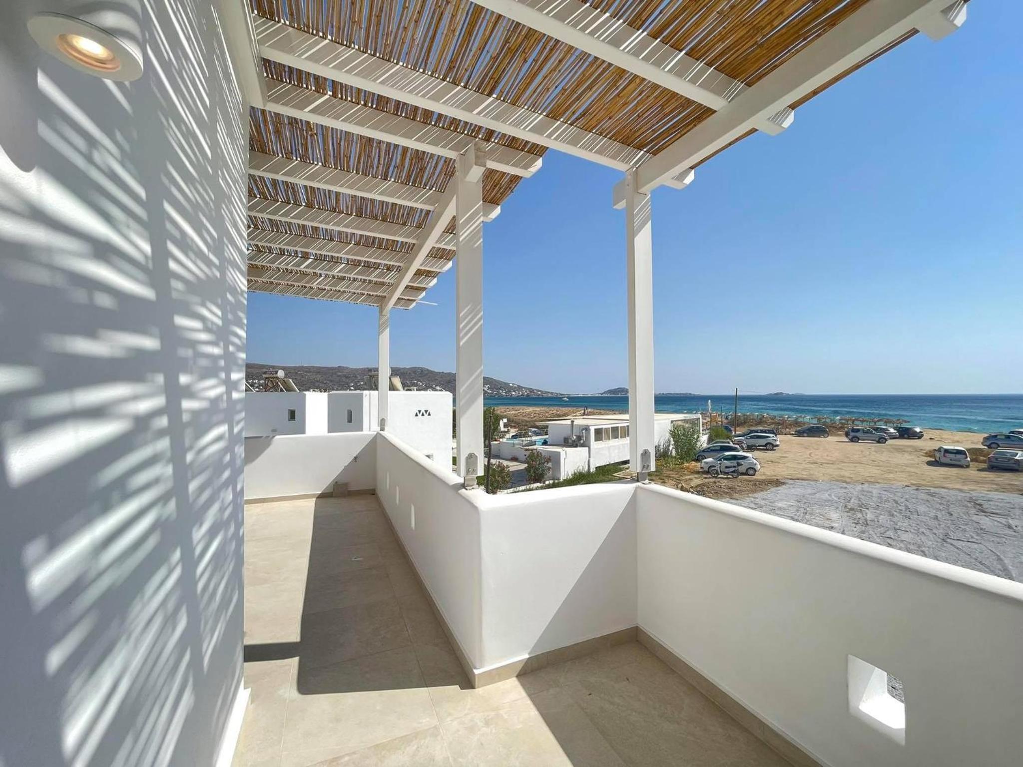 Deco Suites