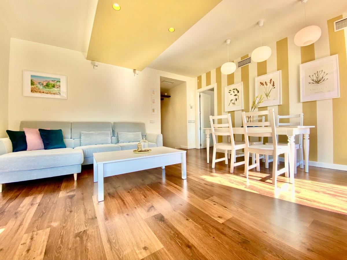 Charming Exclusive La Latina