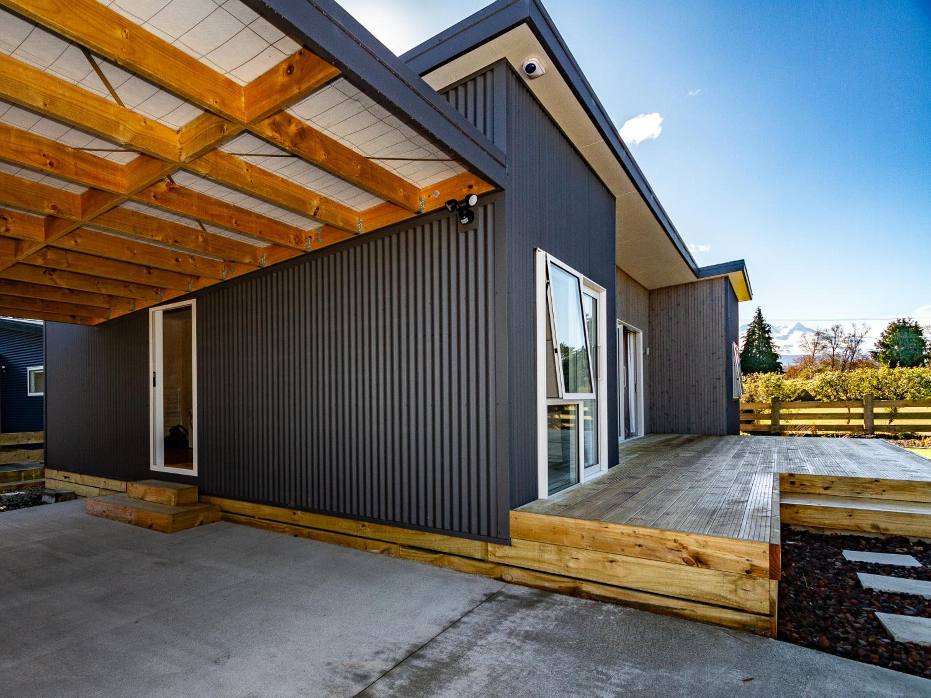 Family Retreat in Snowmass - Ohakune Holiday Home view 2