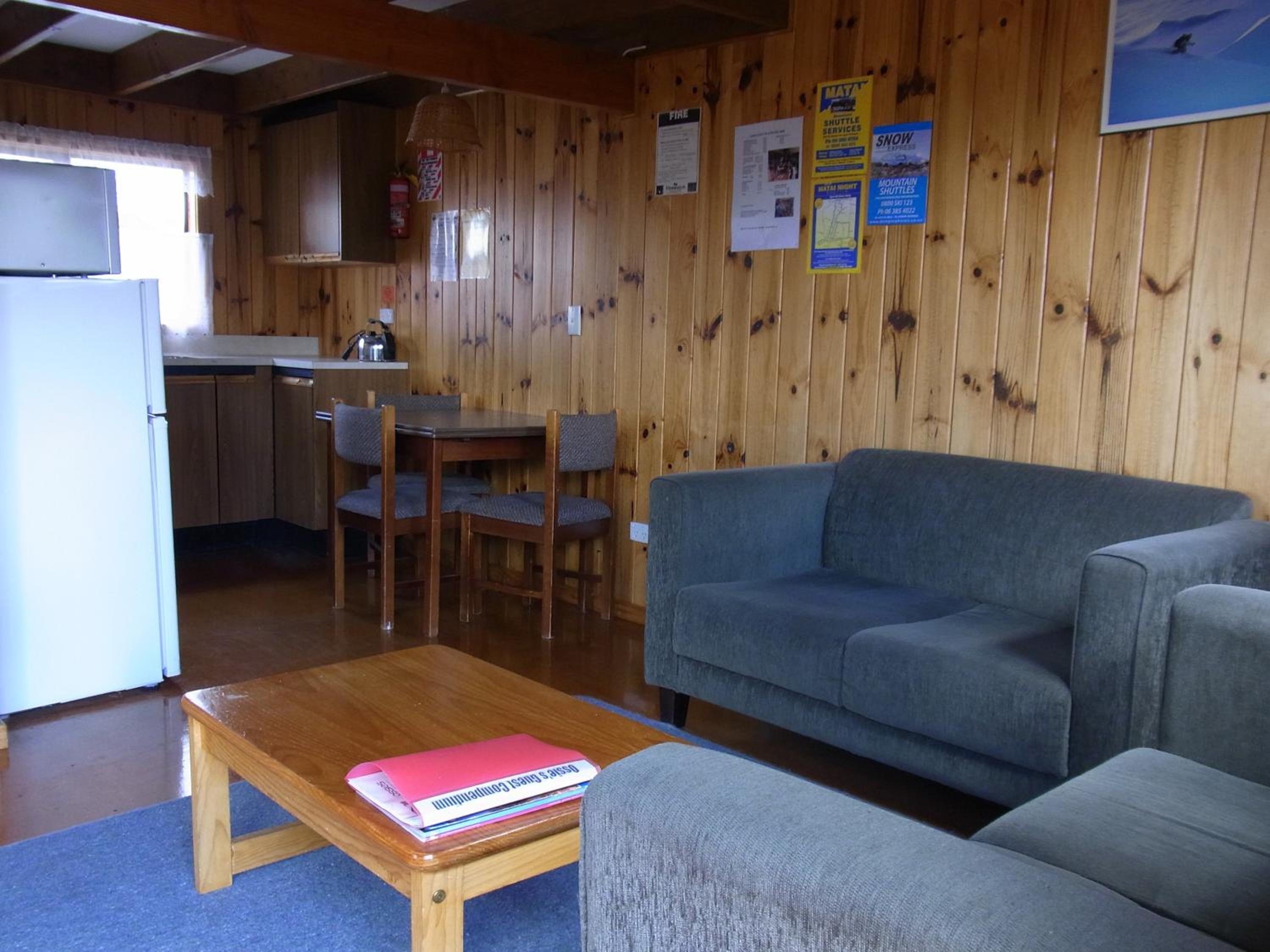 Ossies Motels and Chalets
