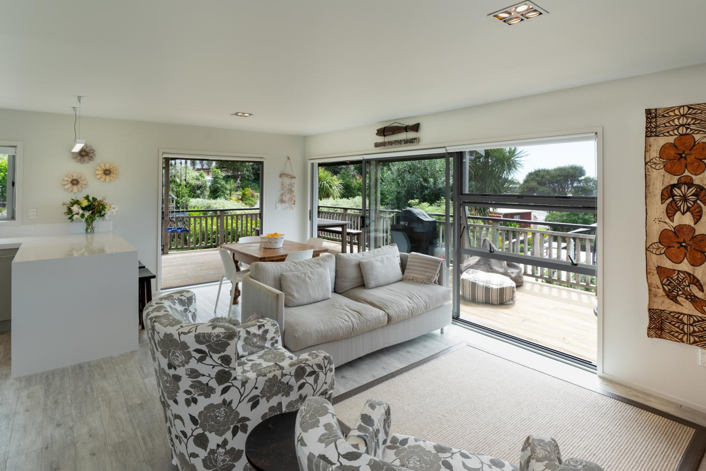 Miro Magic - Stay Waiheke view 3