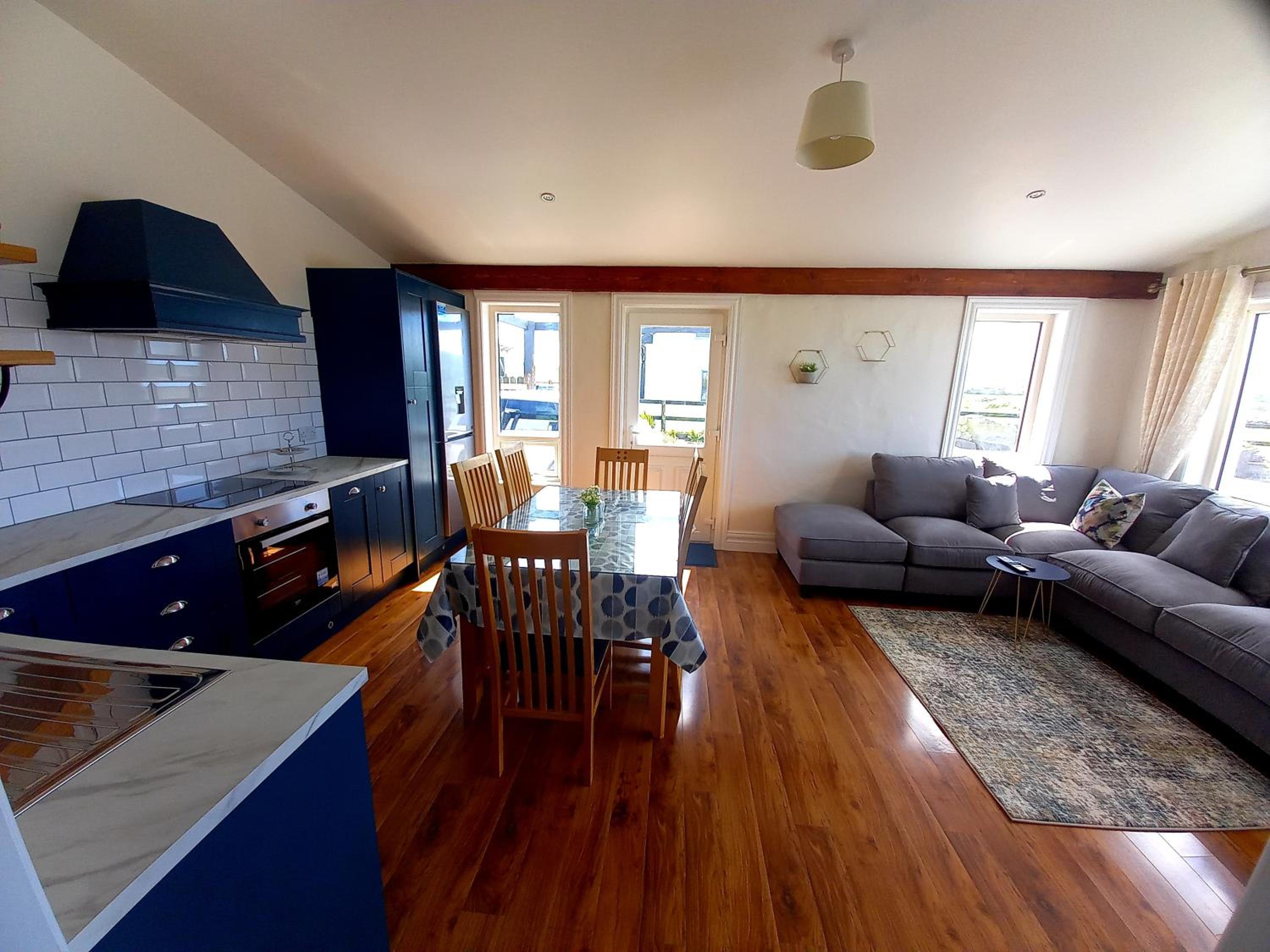 Limestone Lodge Apartment view 3