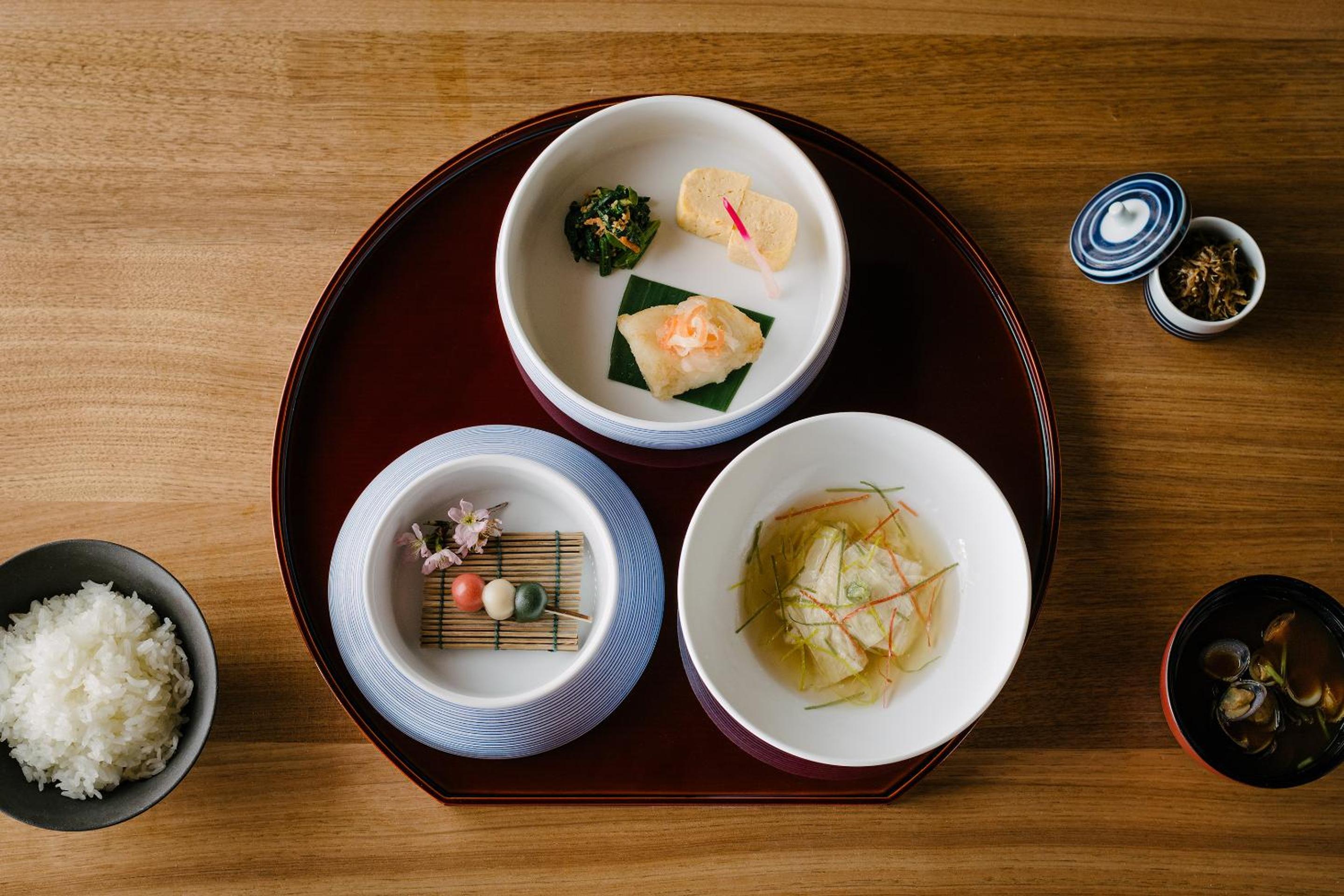 Nazuna Kyoto Nijo-jo 57
