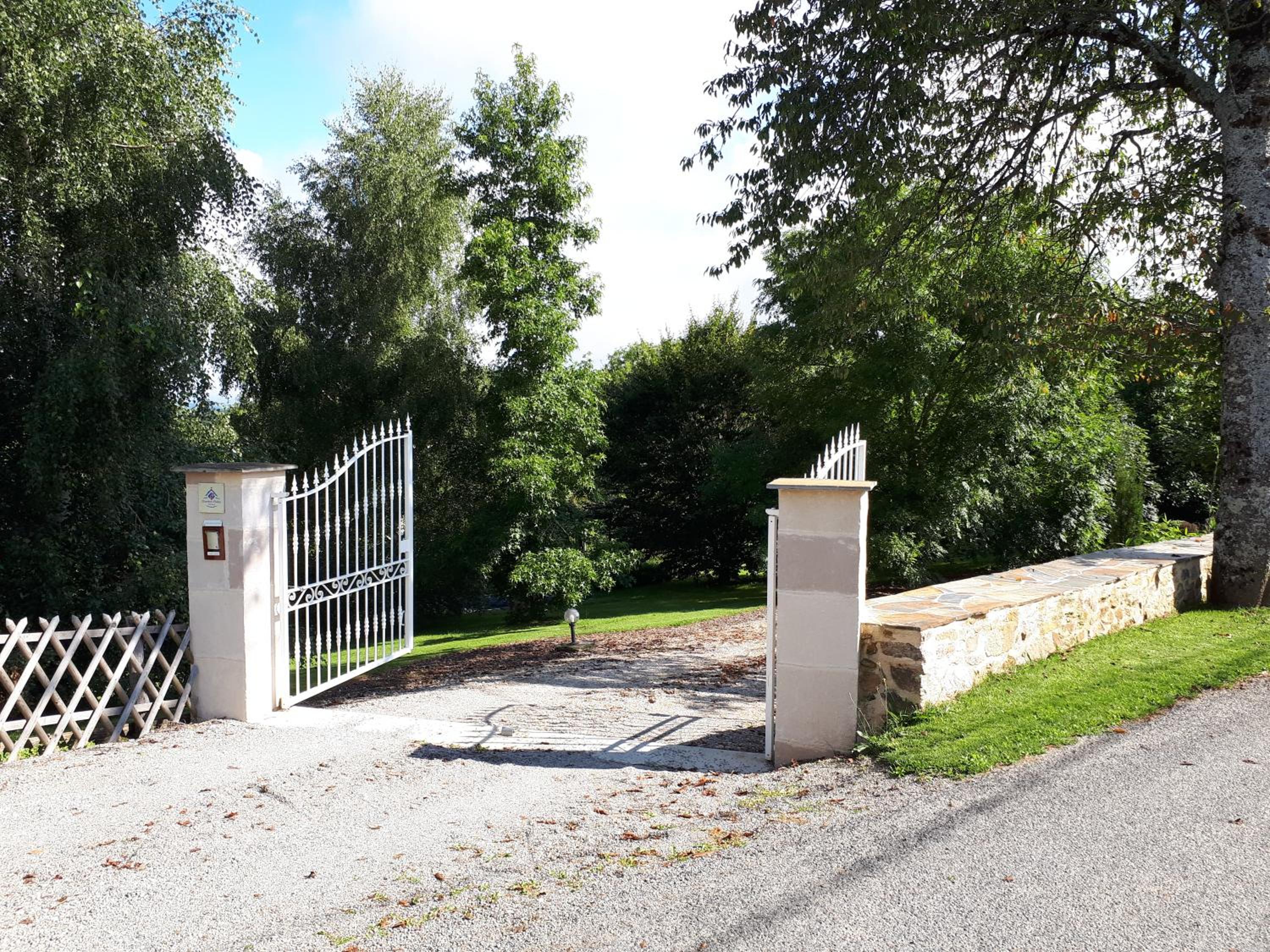 Photo 12