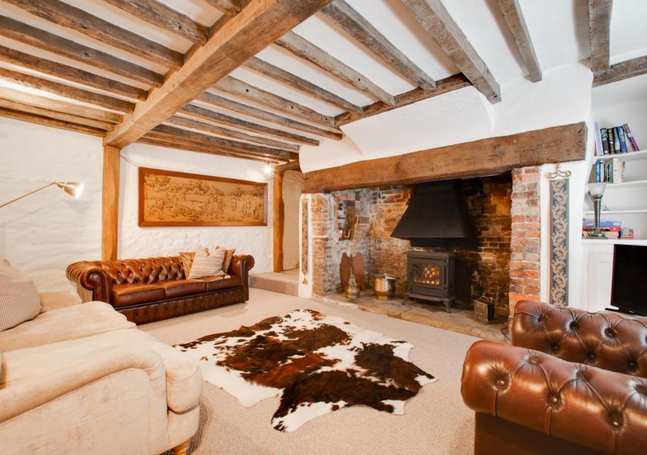Oak House view 5
