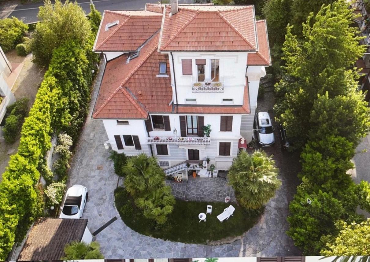 B&B VILLA ADRIANA Varese - camere e appartamenti