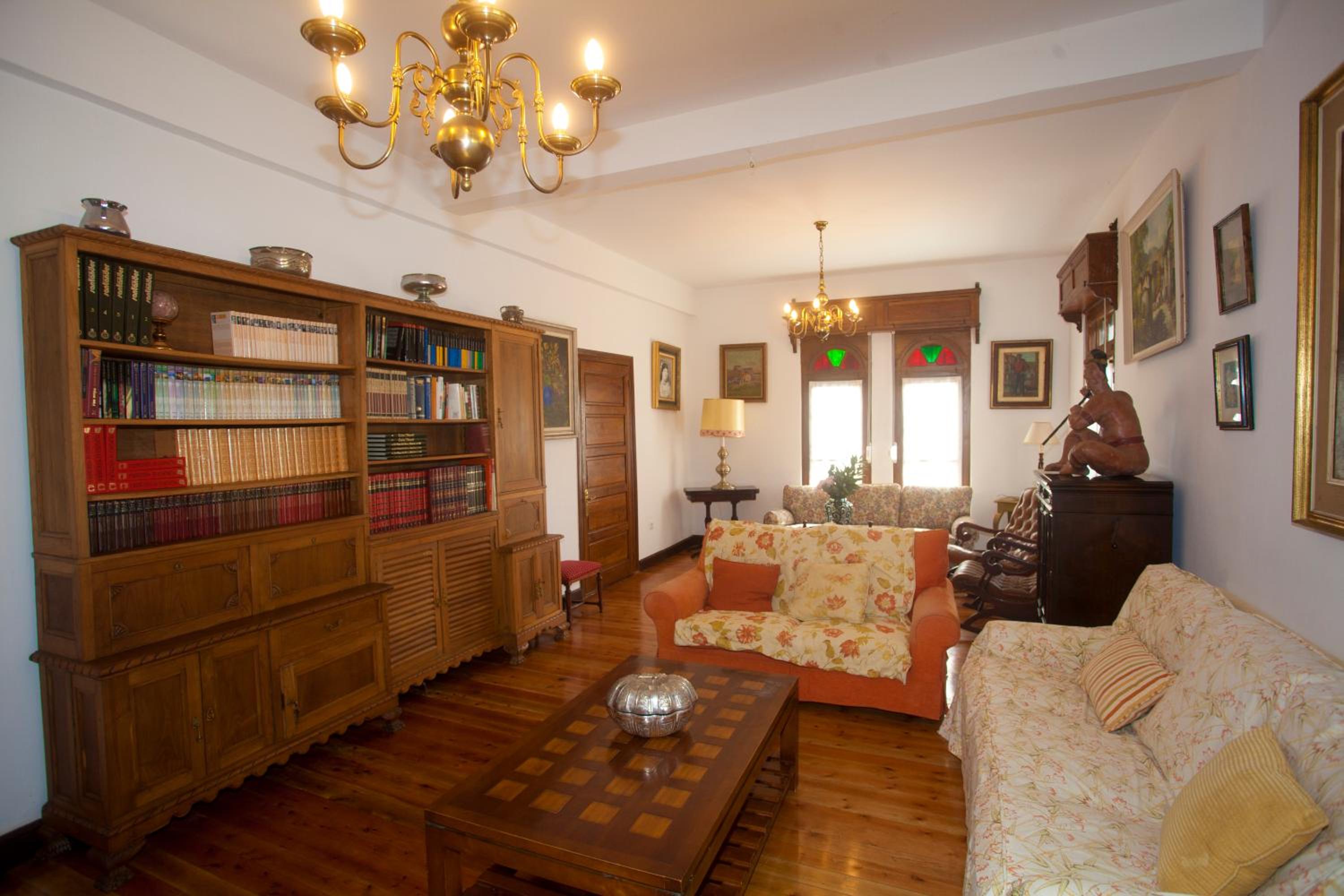 Villa Victoria