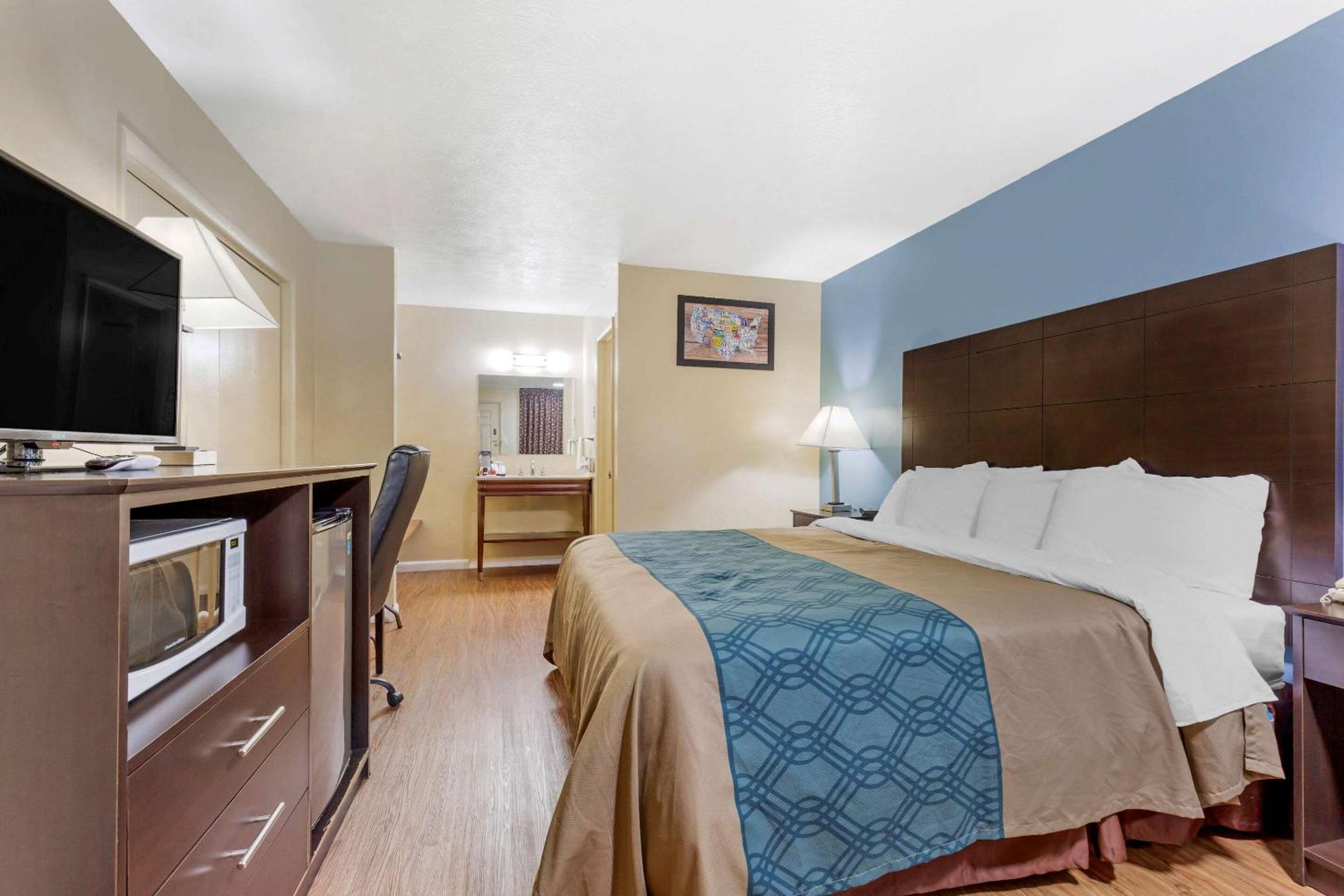 Econo Lodge Woodstock - Shenandoah Valley I-81