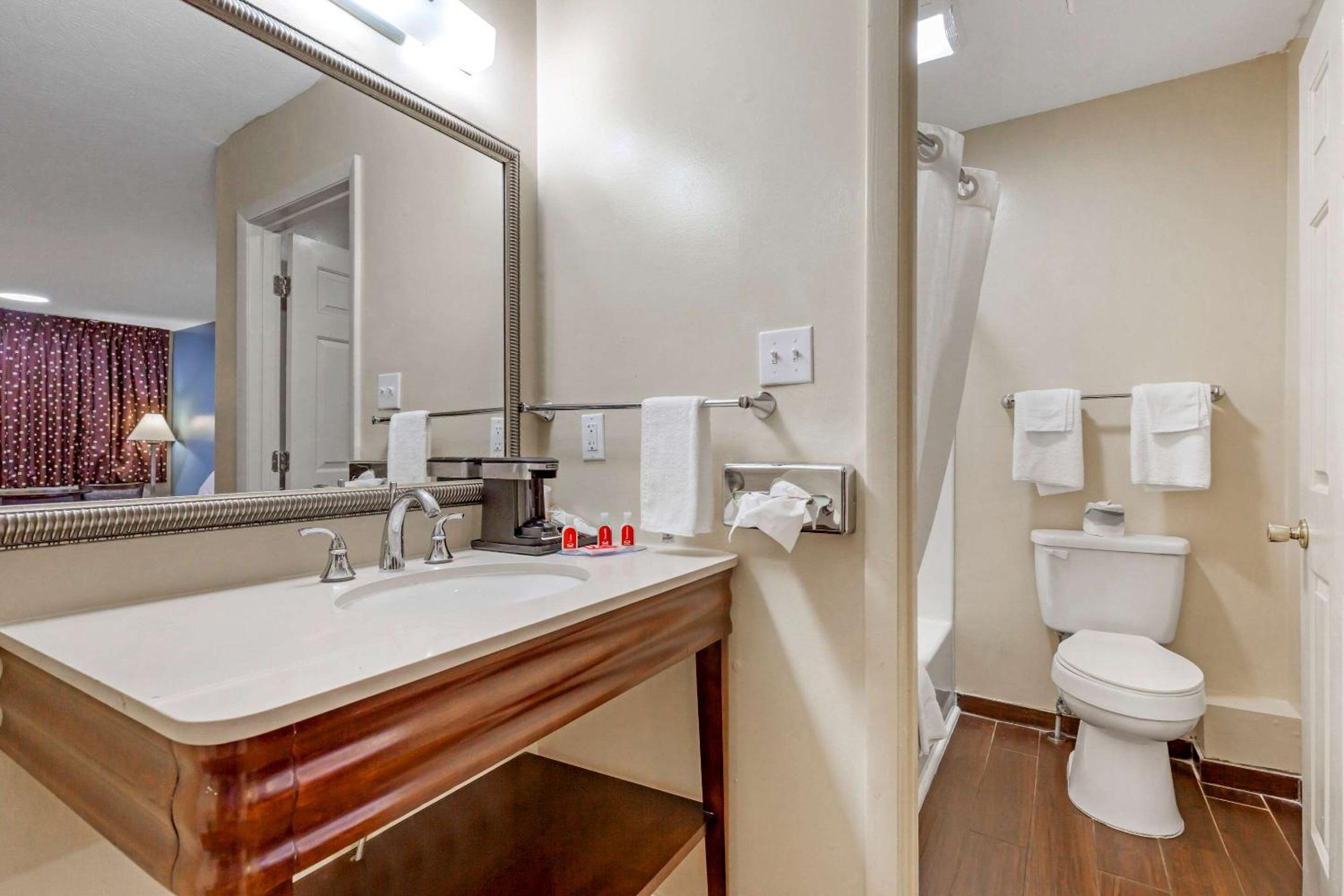 Econo Lodge Woodstock - Shenandoah Valley I-81