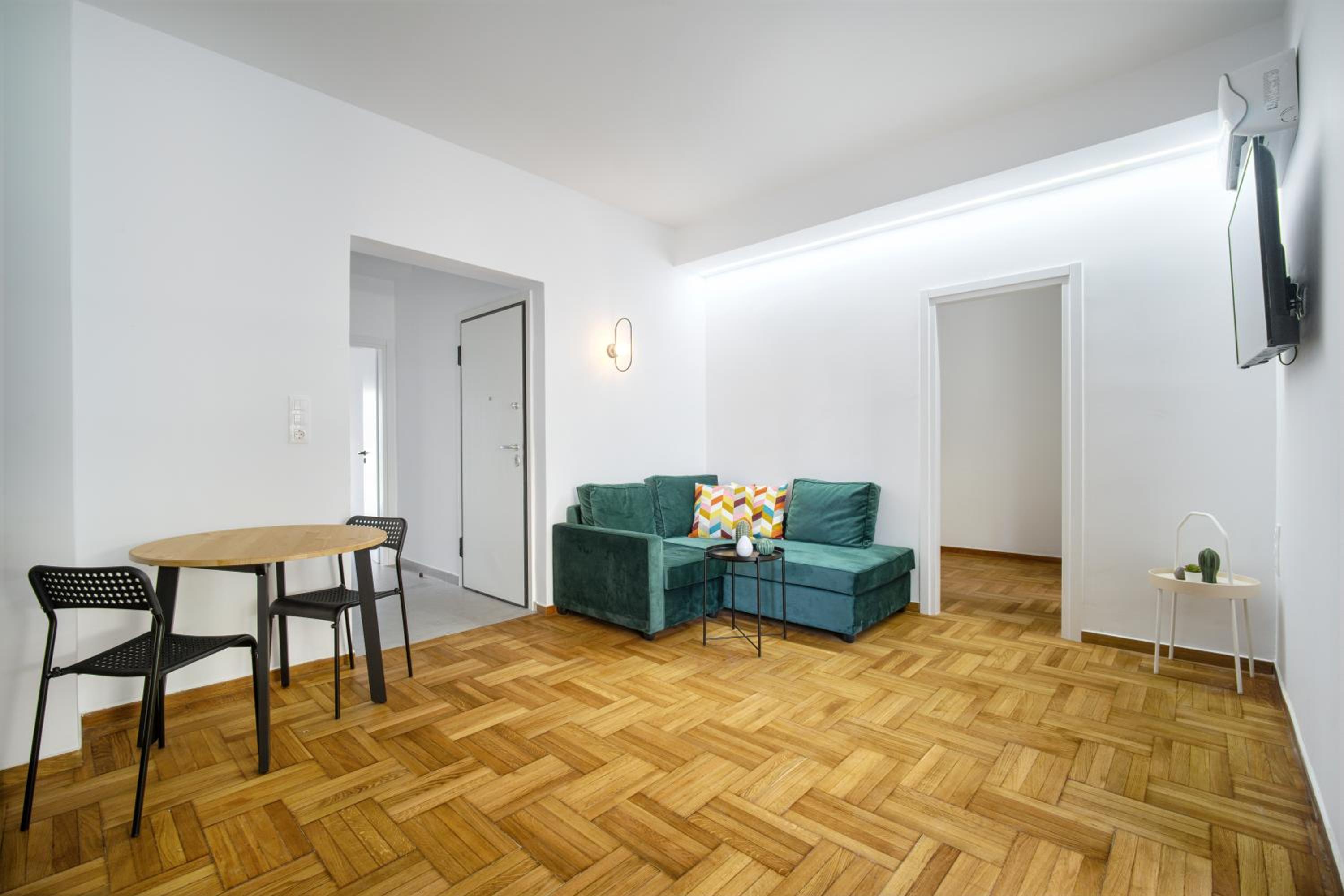 Majestic Flat with Huge Terrace in the City Center