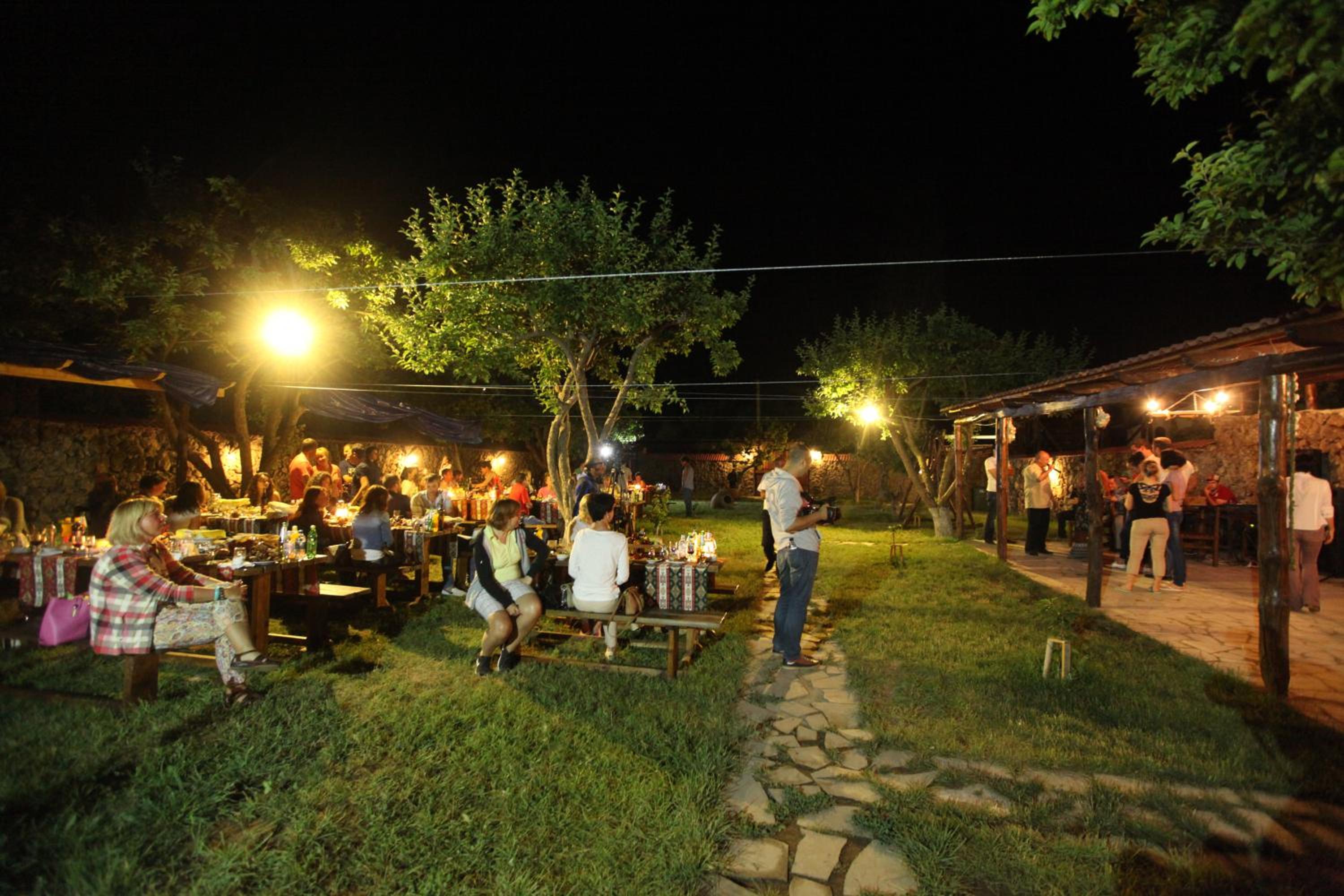 Garni HinYard
