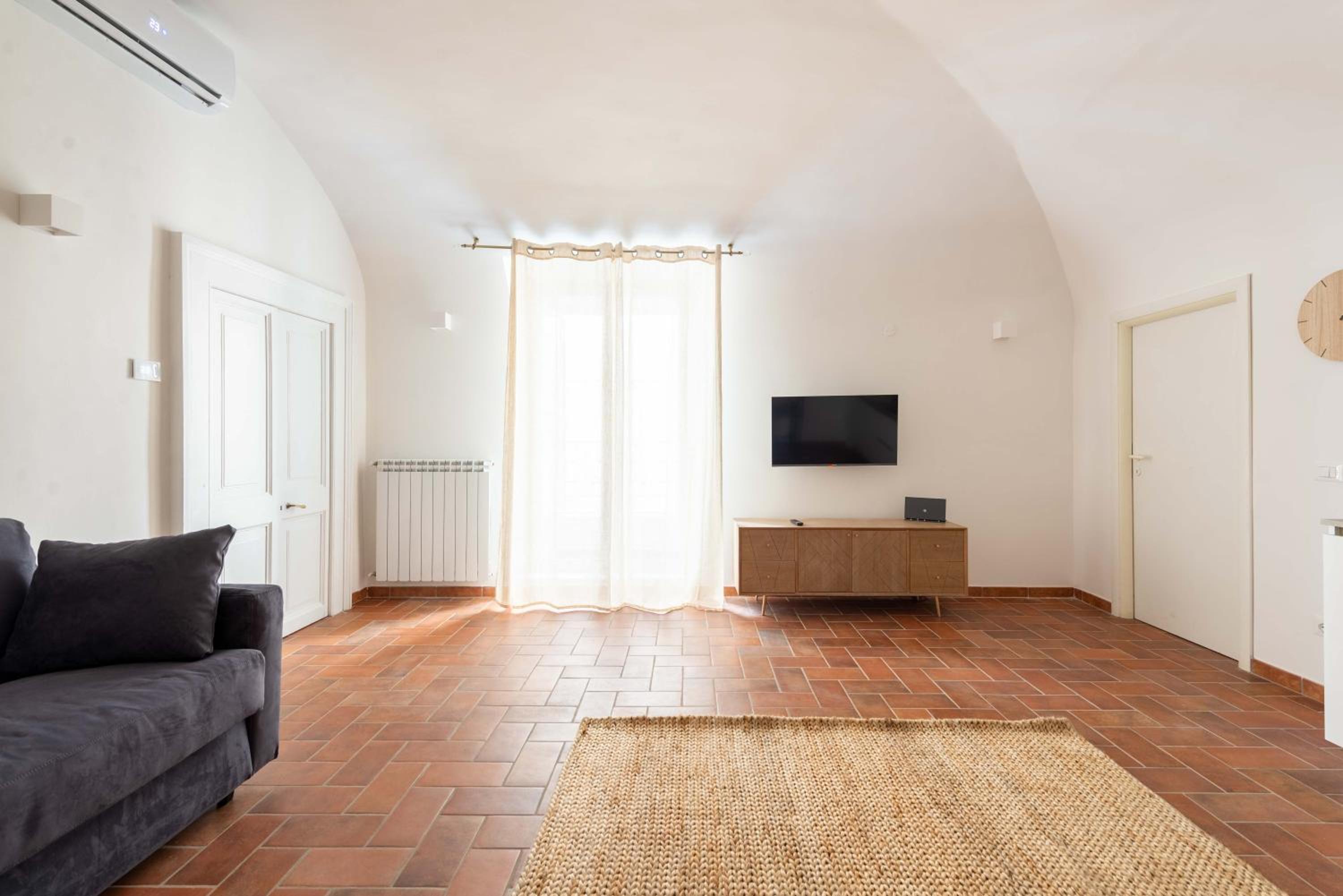 SuityRHome Navona 7 2 Suite