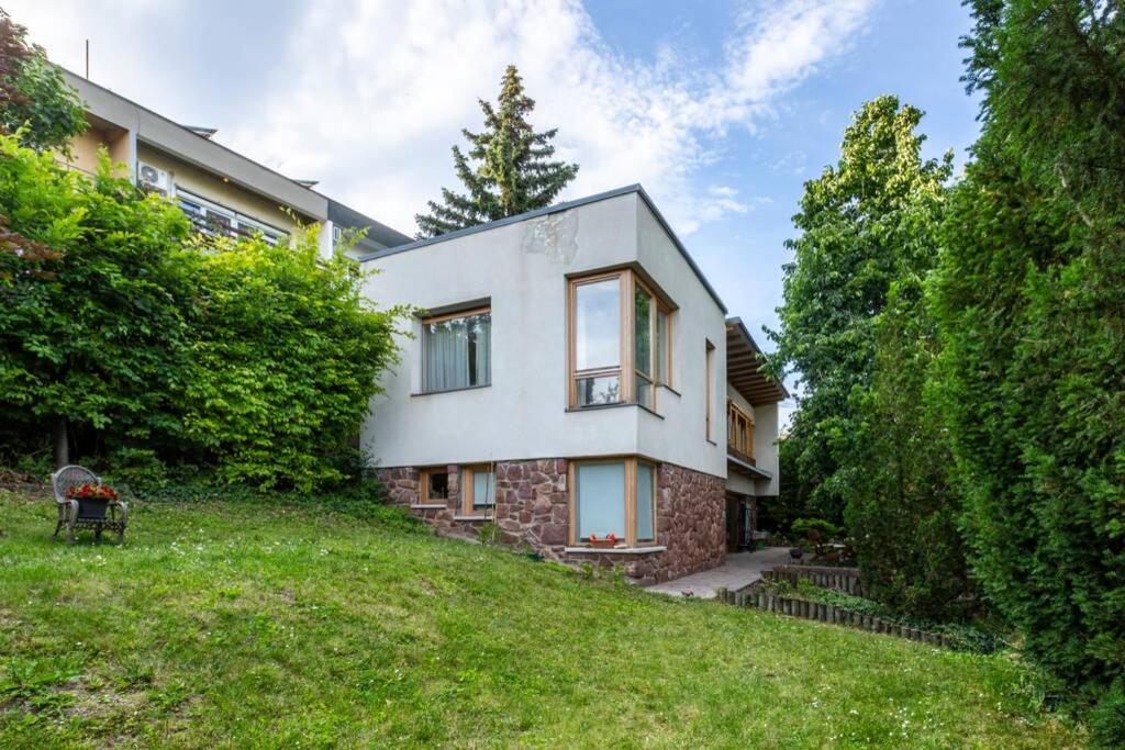Quiet, spacious house near the center (5 min) view 3
