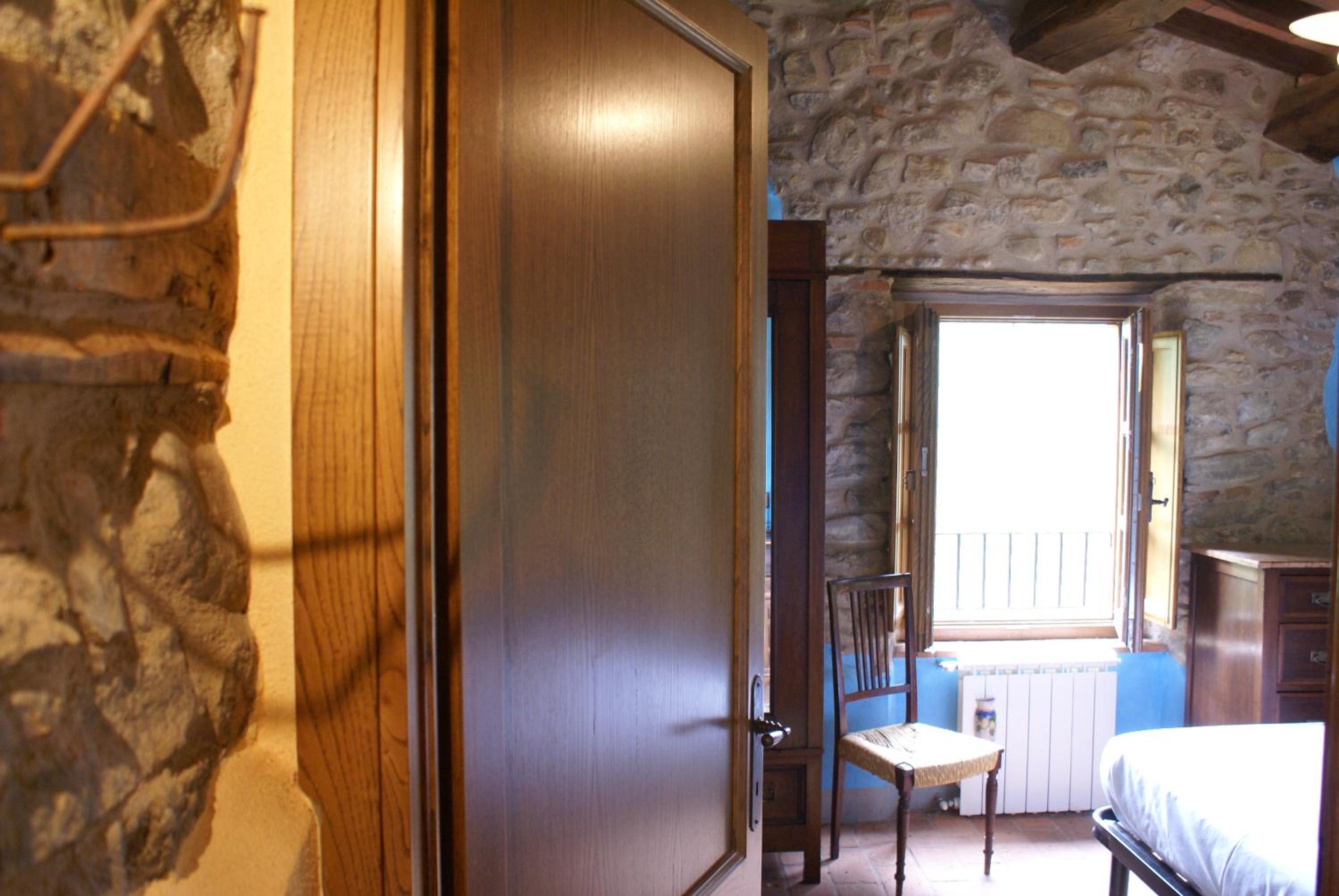 Photo 48